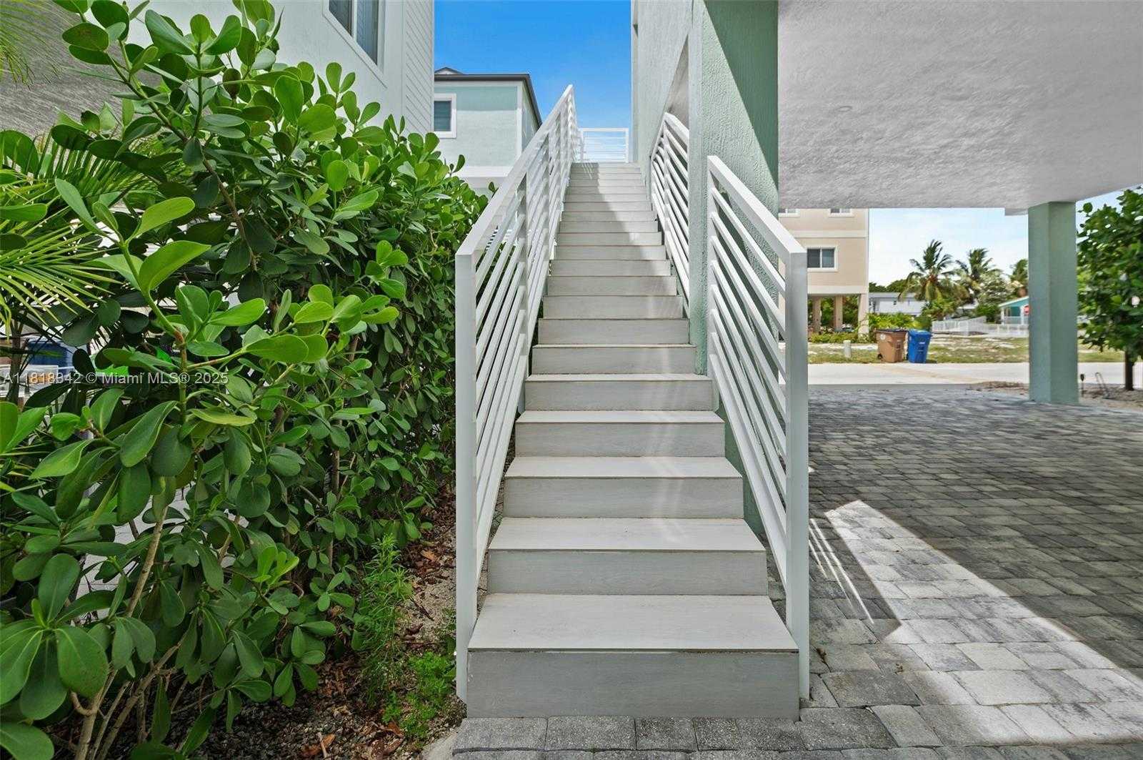Small Image of 94825 OVERSEAS HWY #185, Key Largo Number 11