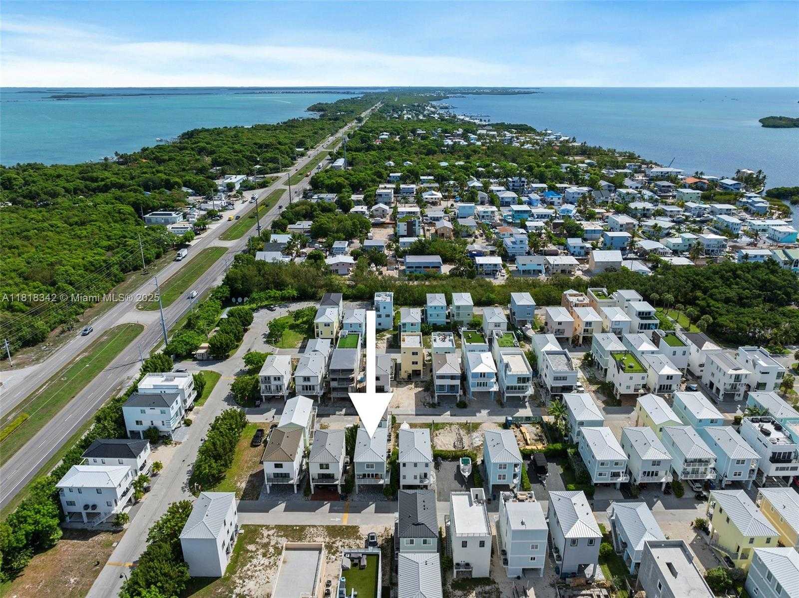 Small Image of 94825 OVERSEAS HWY #185, Key Largo Number 2