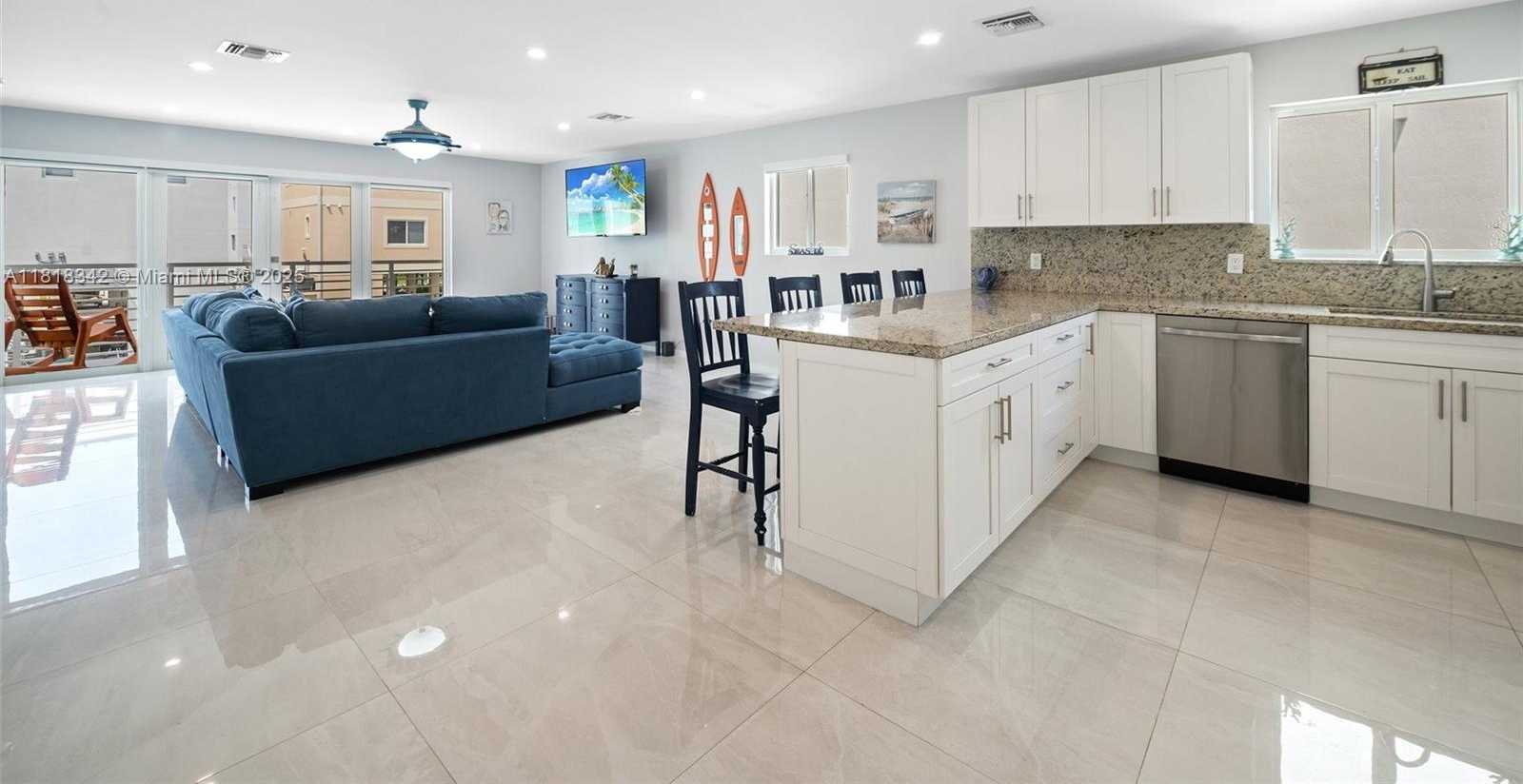 Small Image of 94825 OVERSEAS HWY #185, Key Largo Number 20