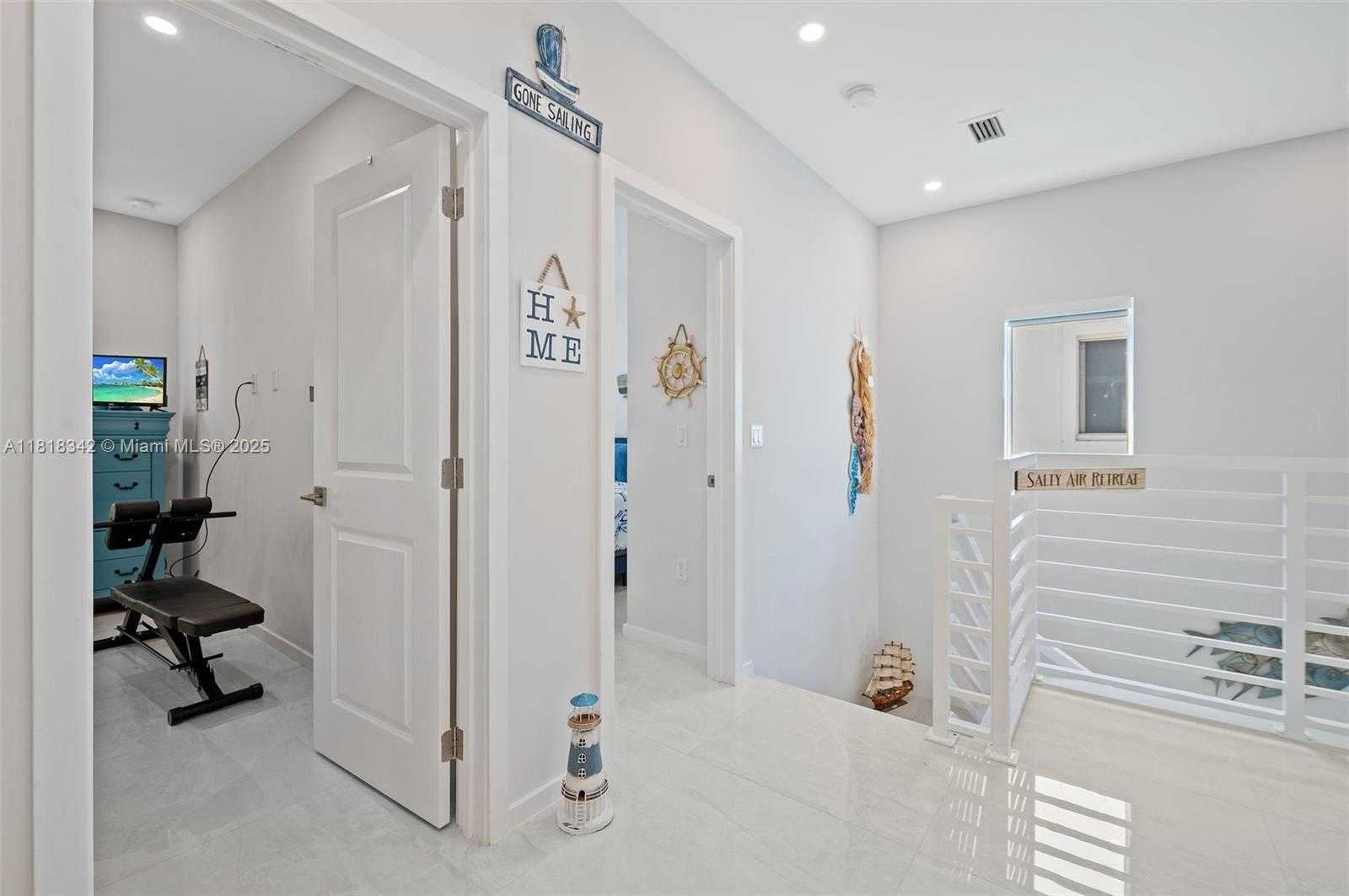 Small Image of 94825 OVERSEAS HWY #185, Key Largo Number 26