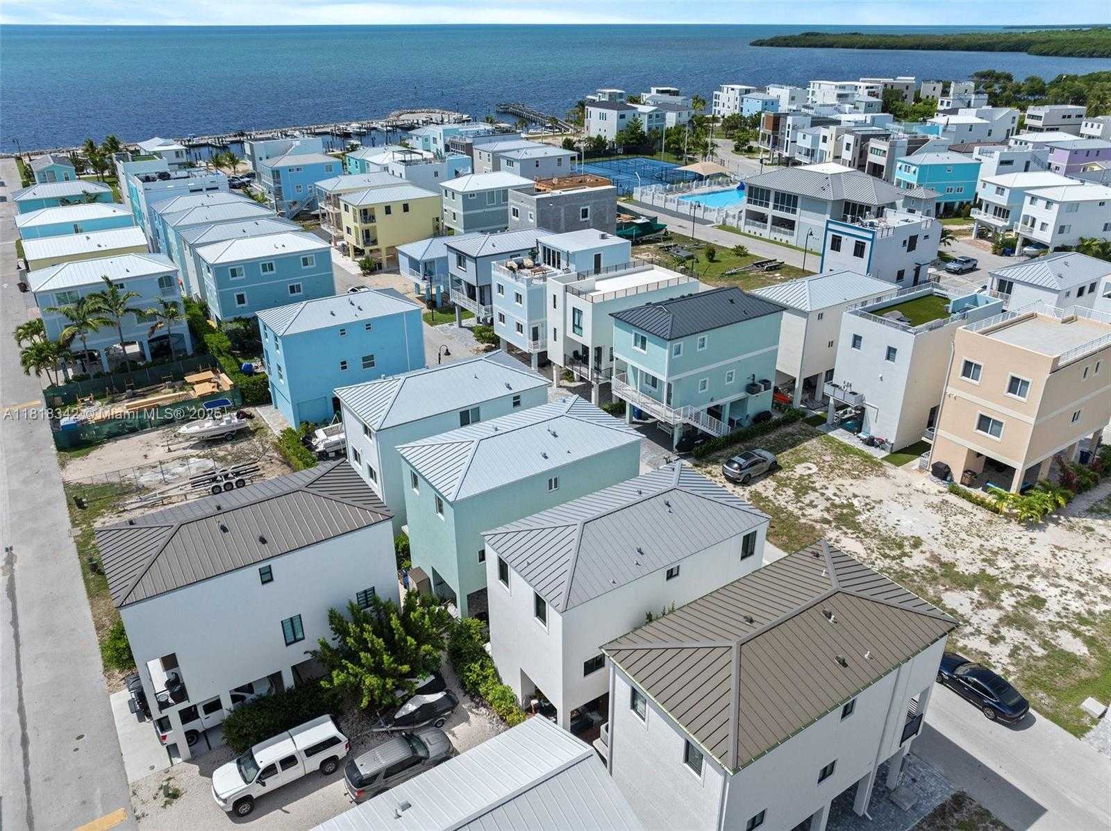 Small Image of 94825 OVERSEAS HWY #185, Key Largo Number 39