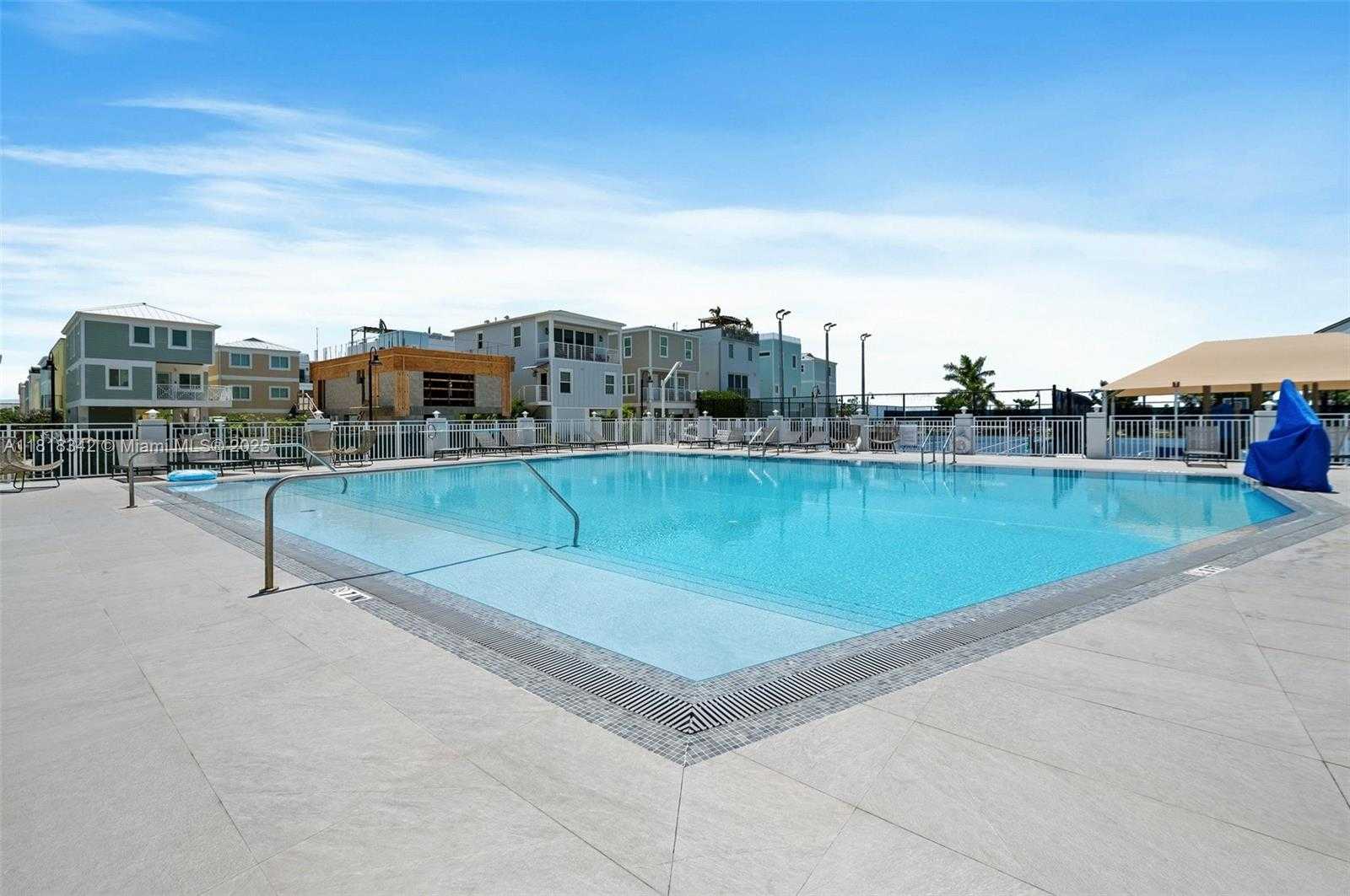 Small Image of 94825 OVERSEAS HWY #185, Key Largo Number 46