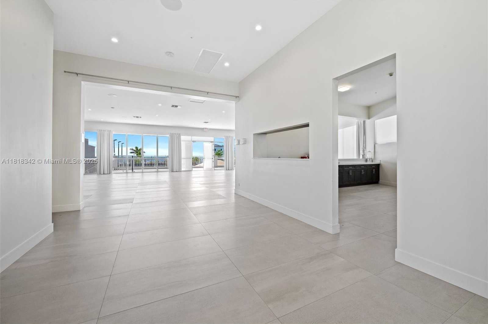 Small Image of 94825 OVERSEAS HWY #185, Key Largo Number 50