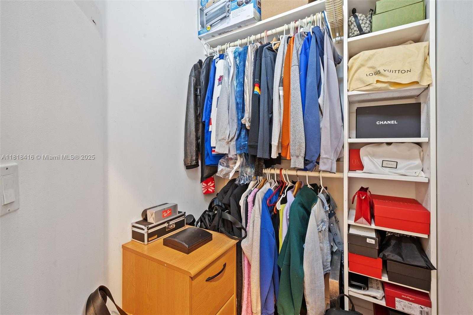 Small Image of 2510 JARDIN DR, Weston Number 15