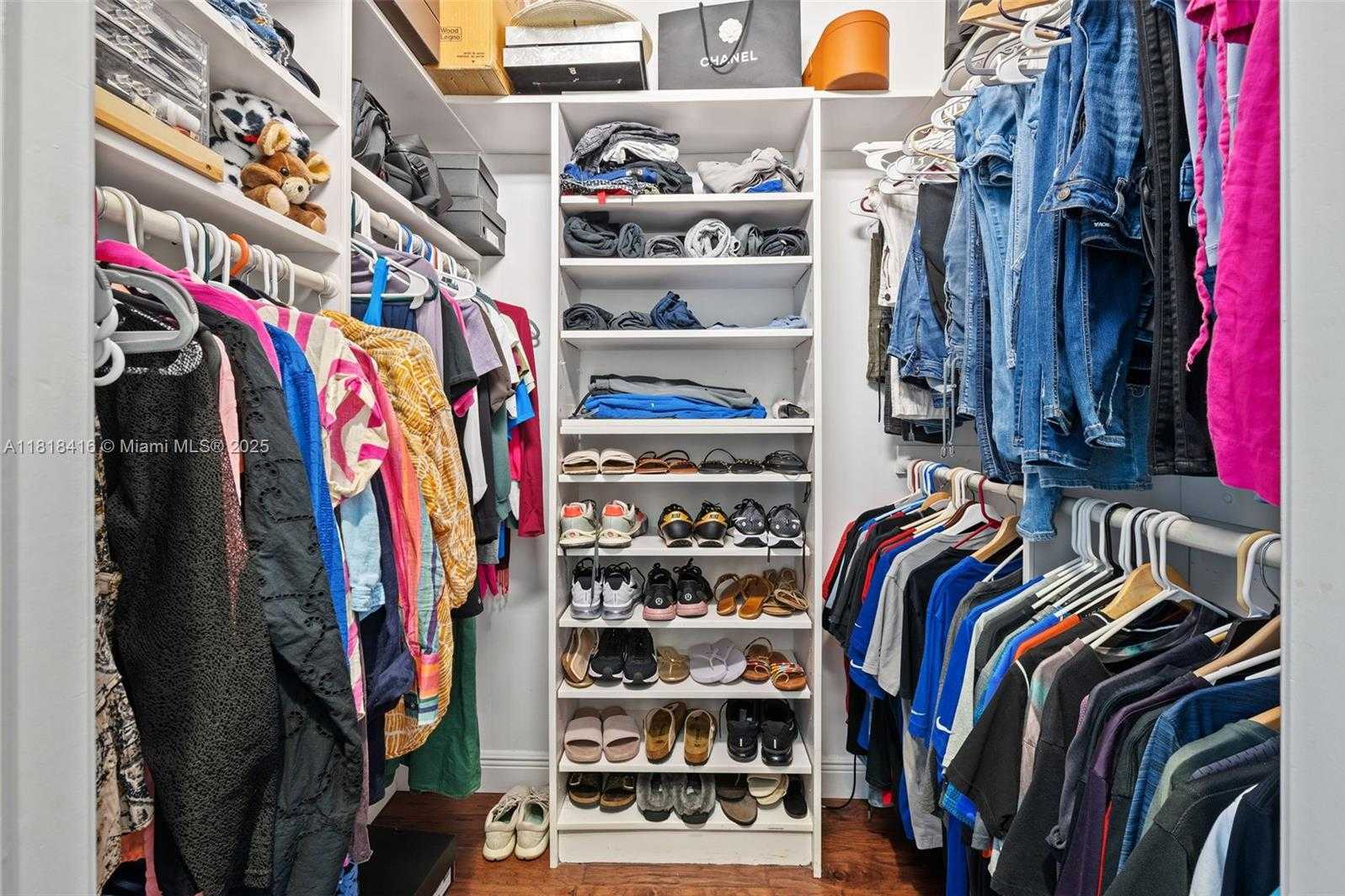 Small Image of 2510 JARDIN DR, Weston Number 16