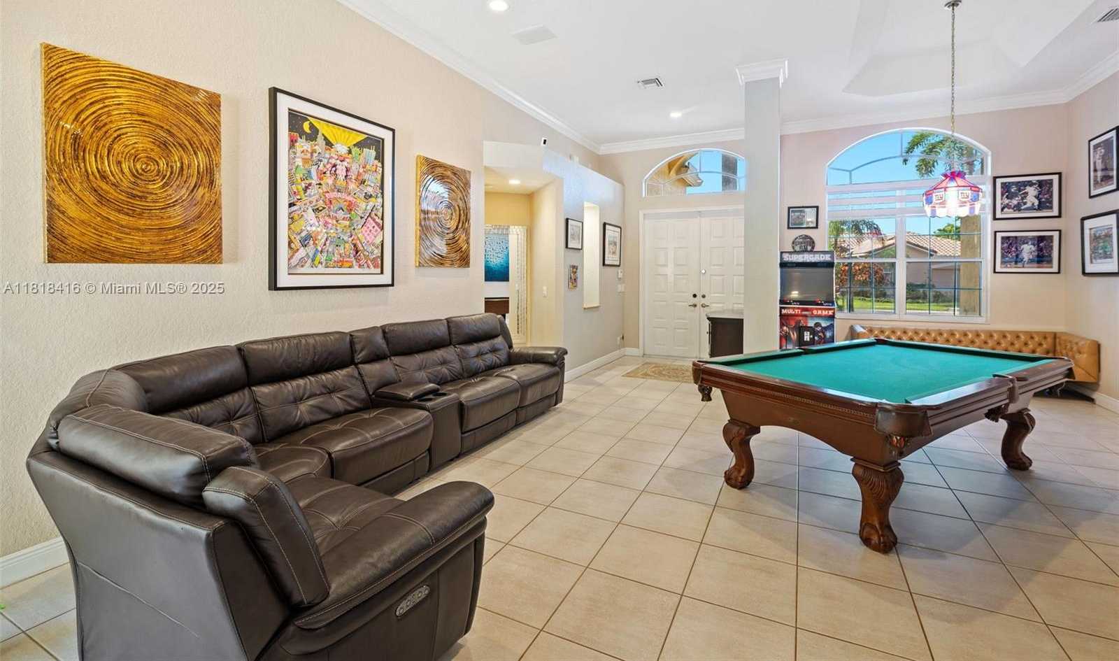 Small Image of 2510 JARDIN DR, Weston Number 5