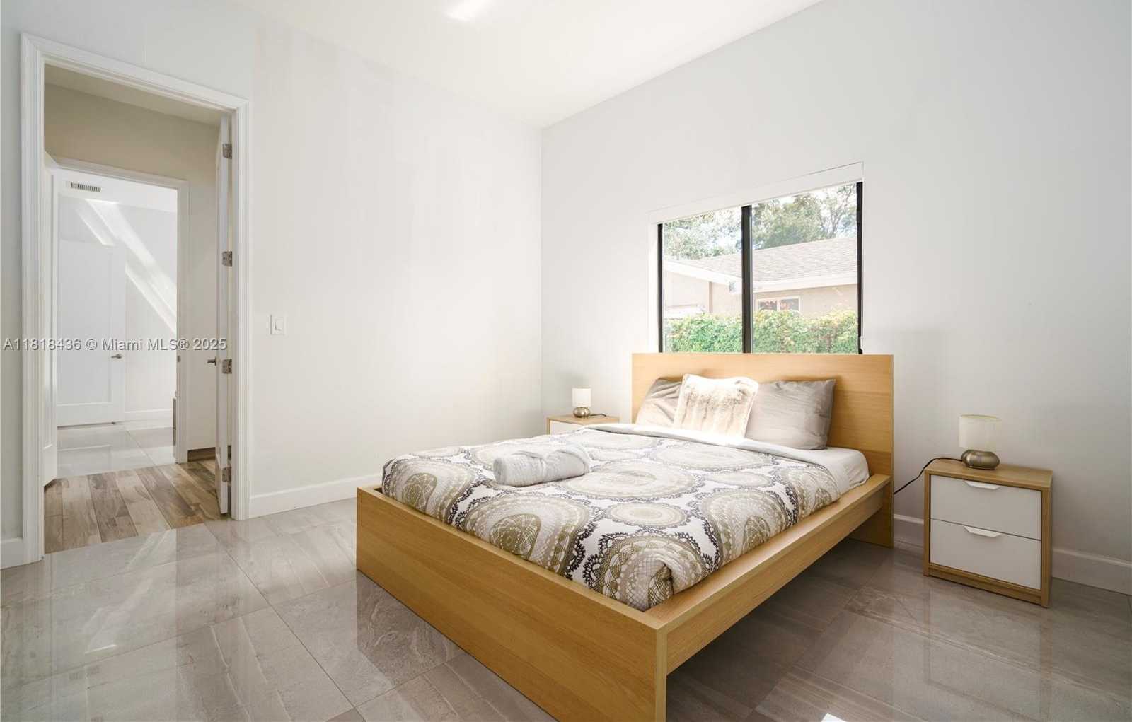 Small Image of 4484 SOUTH WEST 26TH AVE, Dania Beach Number 16