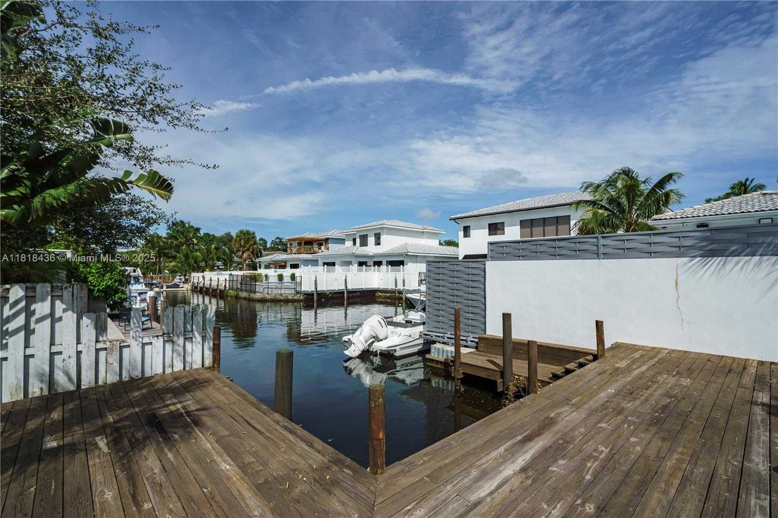 Small Image of 4484 SOUTH WEST 26TH AVE, Dania Beach Number 27
