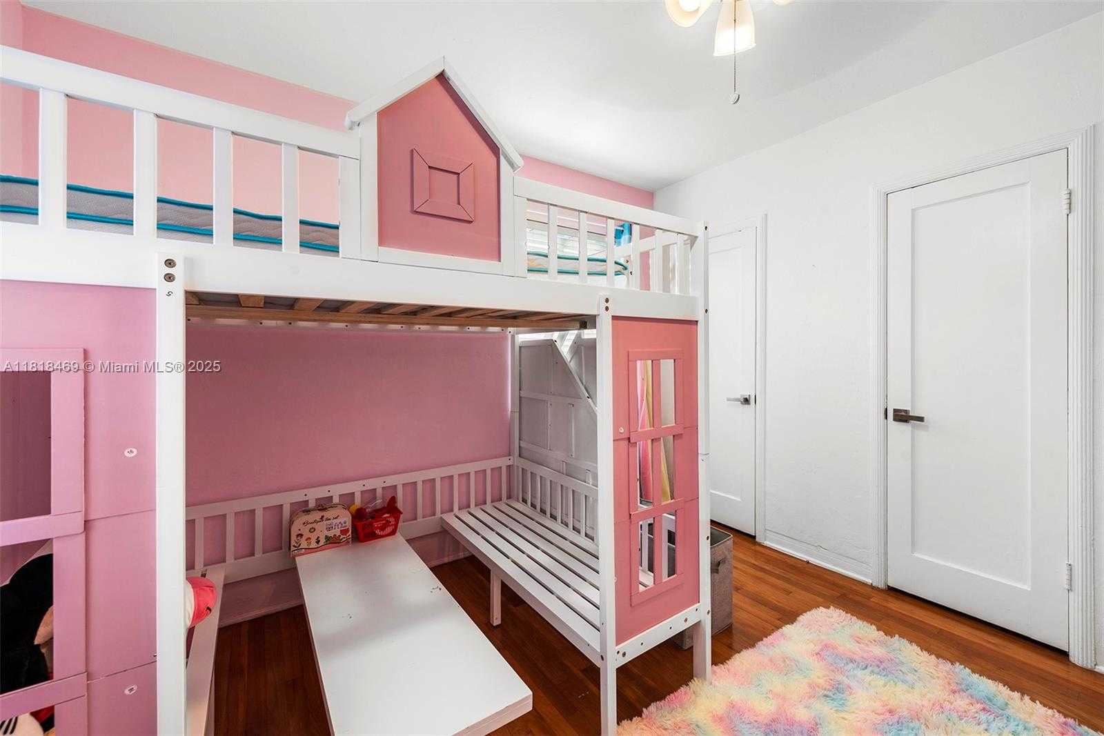 Small Image of 1545 NORMANDY DR, Miami Beach Number 11