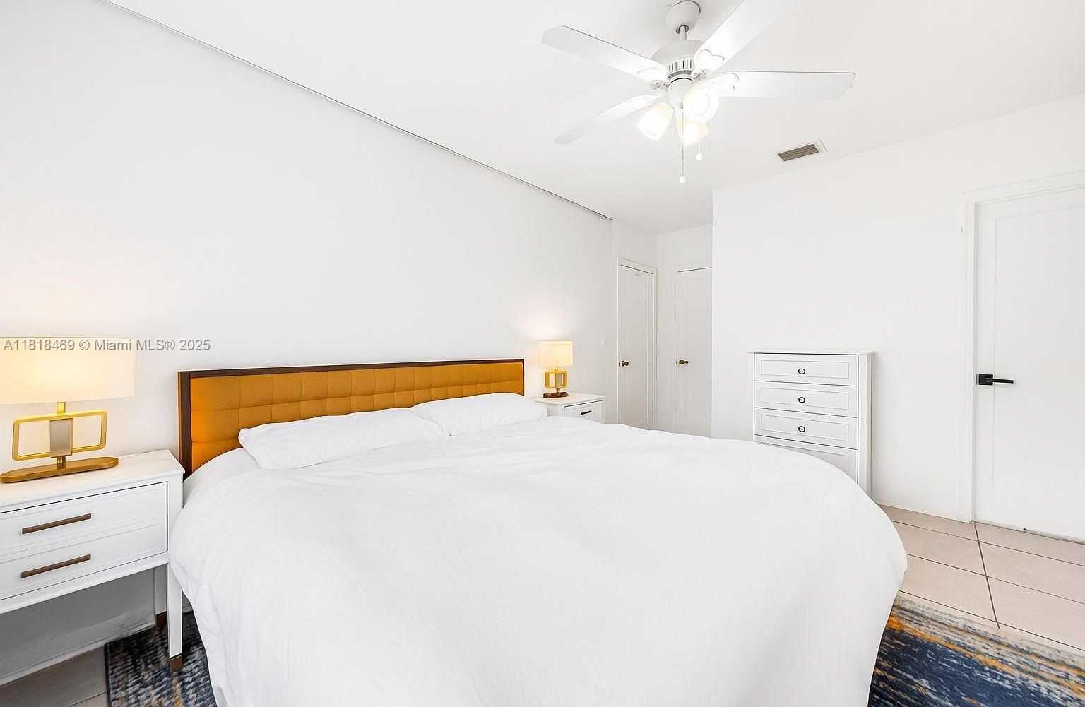 Small Image of 1545 NORMANDY DR, Miami Beach Number 16