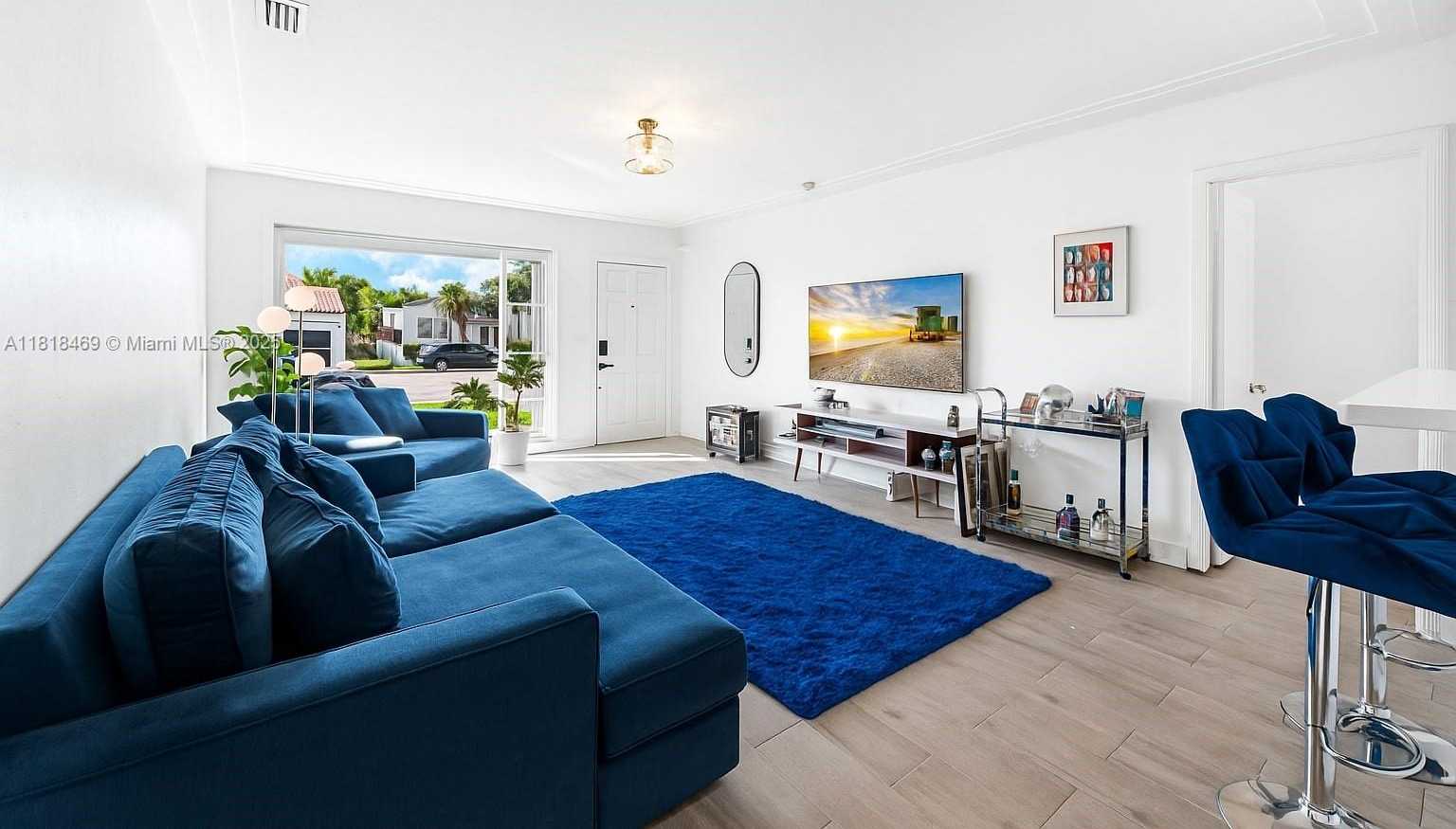Small Image of 1545 NORMANDY DR, Miami Beach Number 6