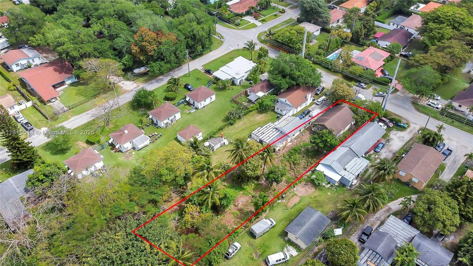 Small Image of 8980 NORTH WEST 5TH AVE, El Portal Number 4