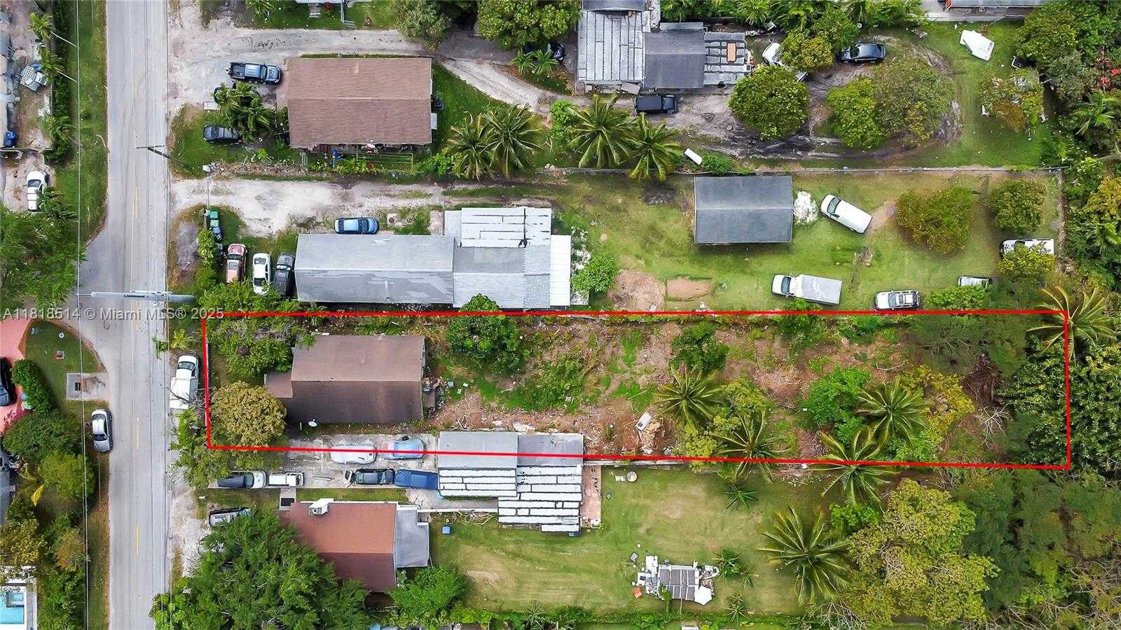 Small Image of 8980 NORTH WEST 5TH AVE, El Portal Number 5