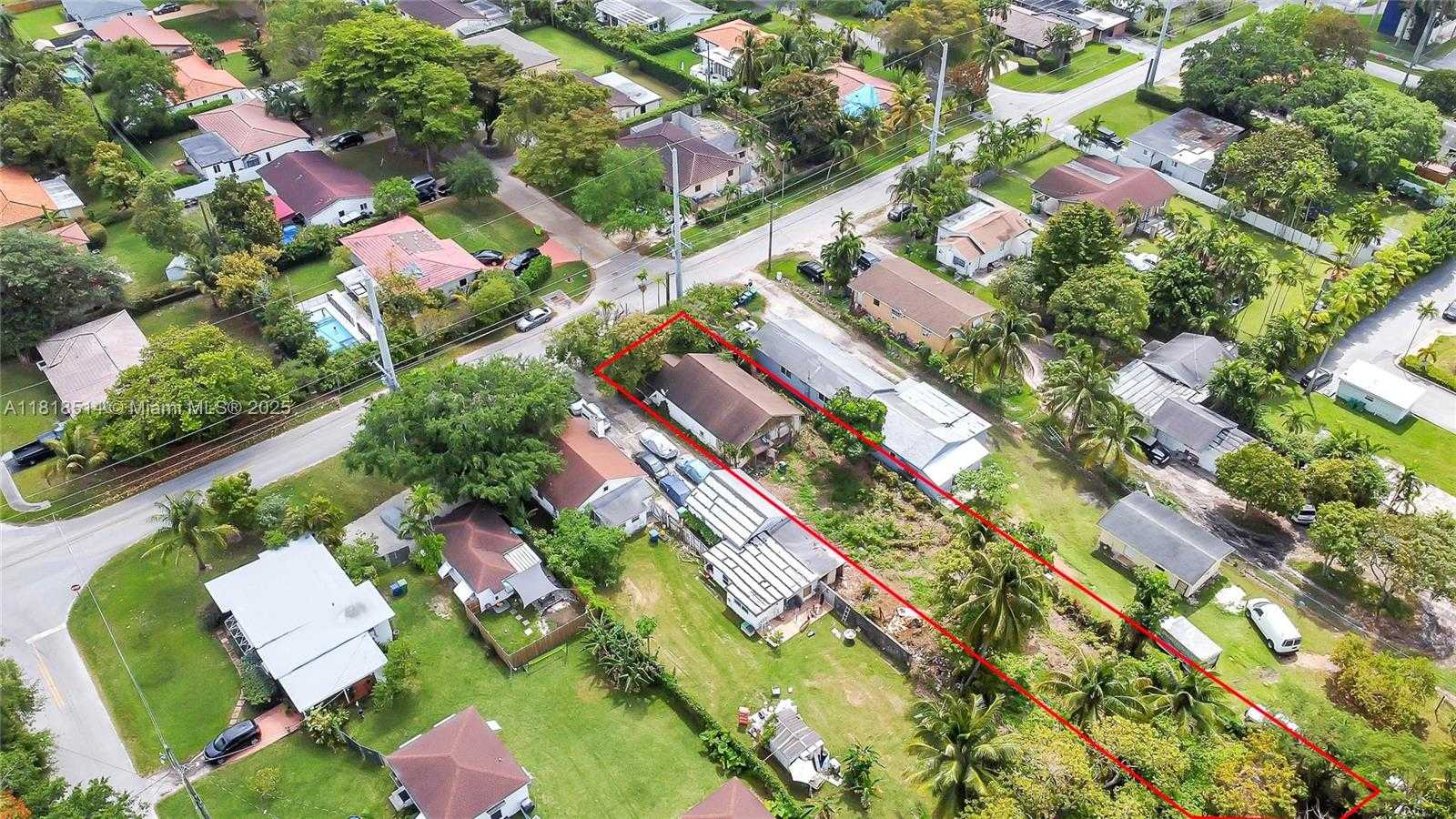 Small Image of 8980 NORTH WEST 5TH AVE, El Portal Number 7