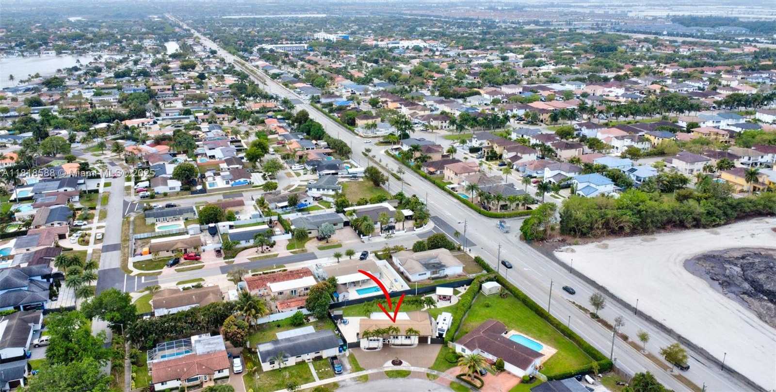 Small Image of 8540 NORTH WEST 182ND ST, Hialeah Number 55