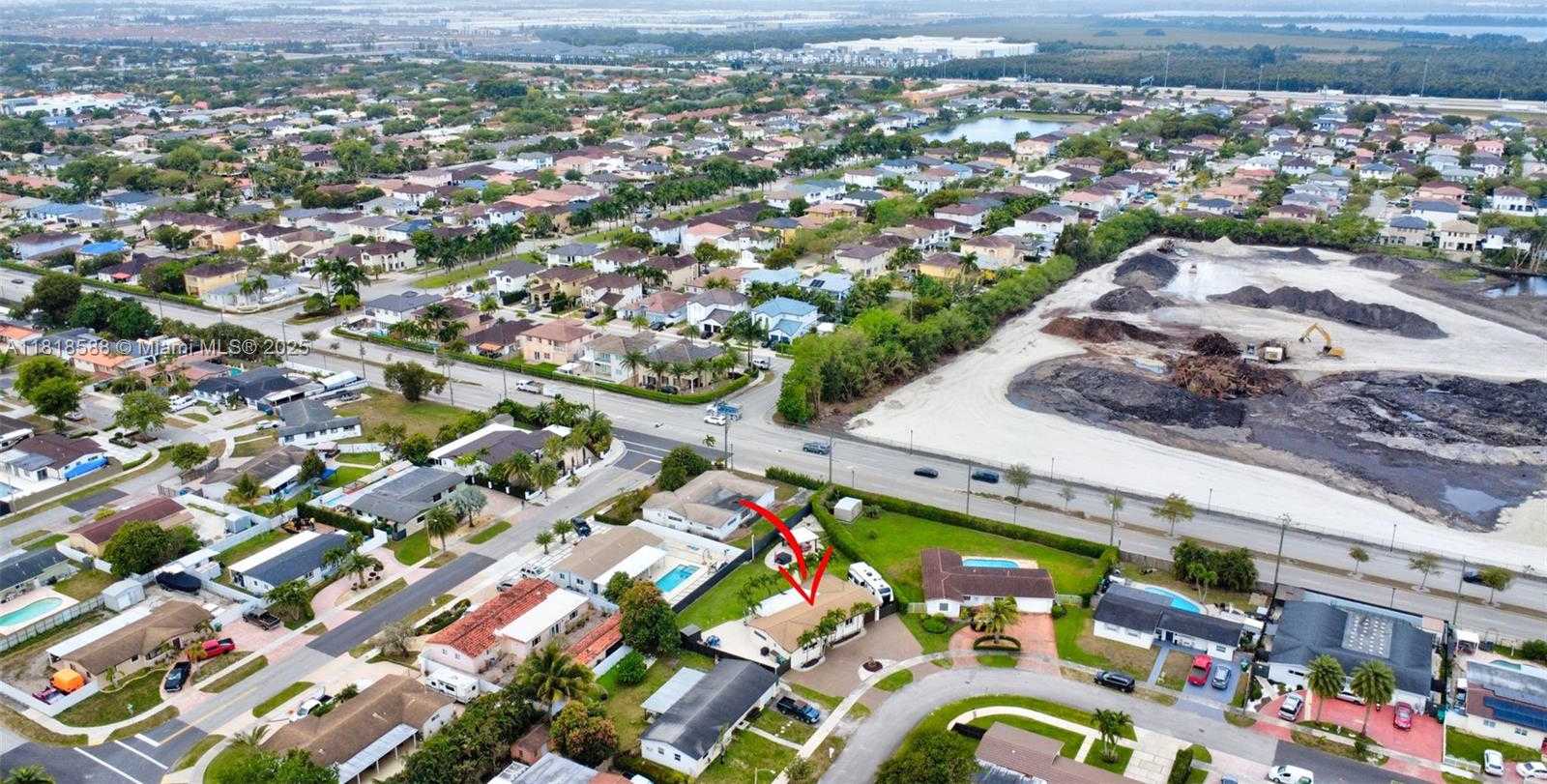 Small Image of 8540 NORTH WEST 182ND ST, Hialeah Number 56