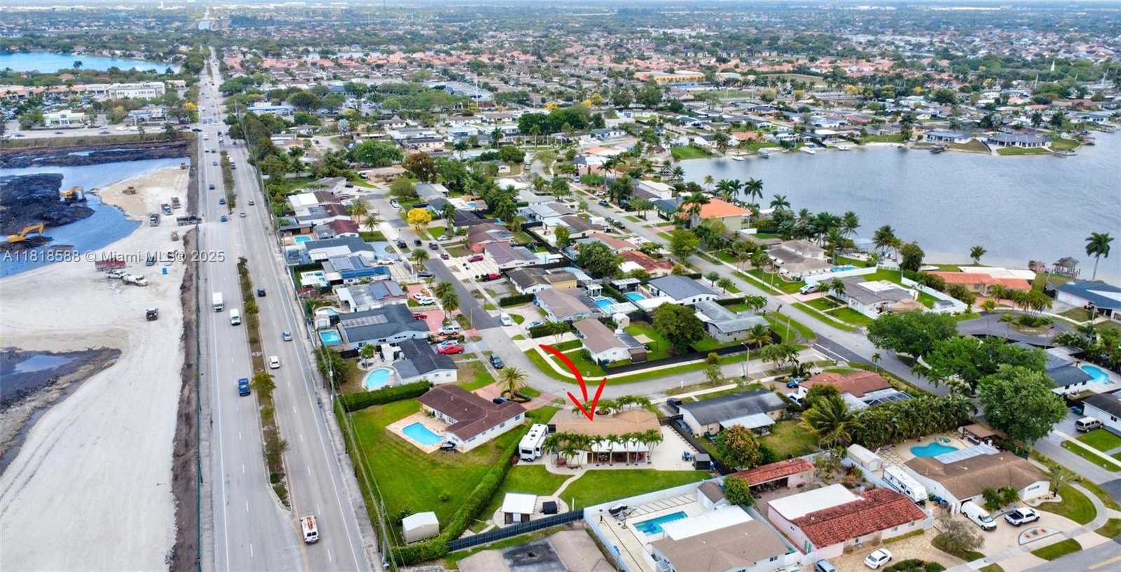 Small Image of 8540 NORTH WEST 182ND ST, Hialeah Number 58