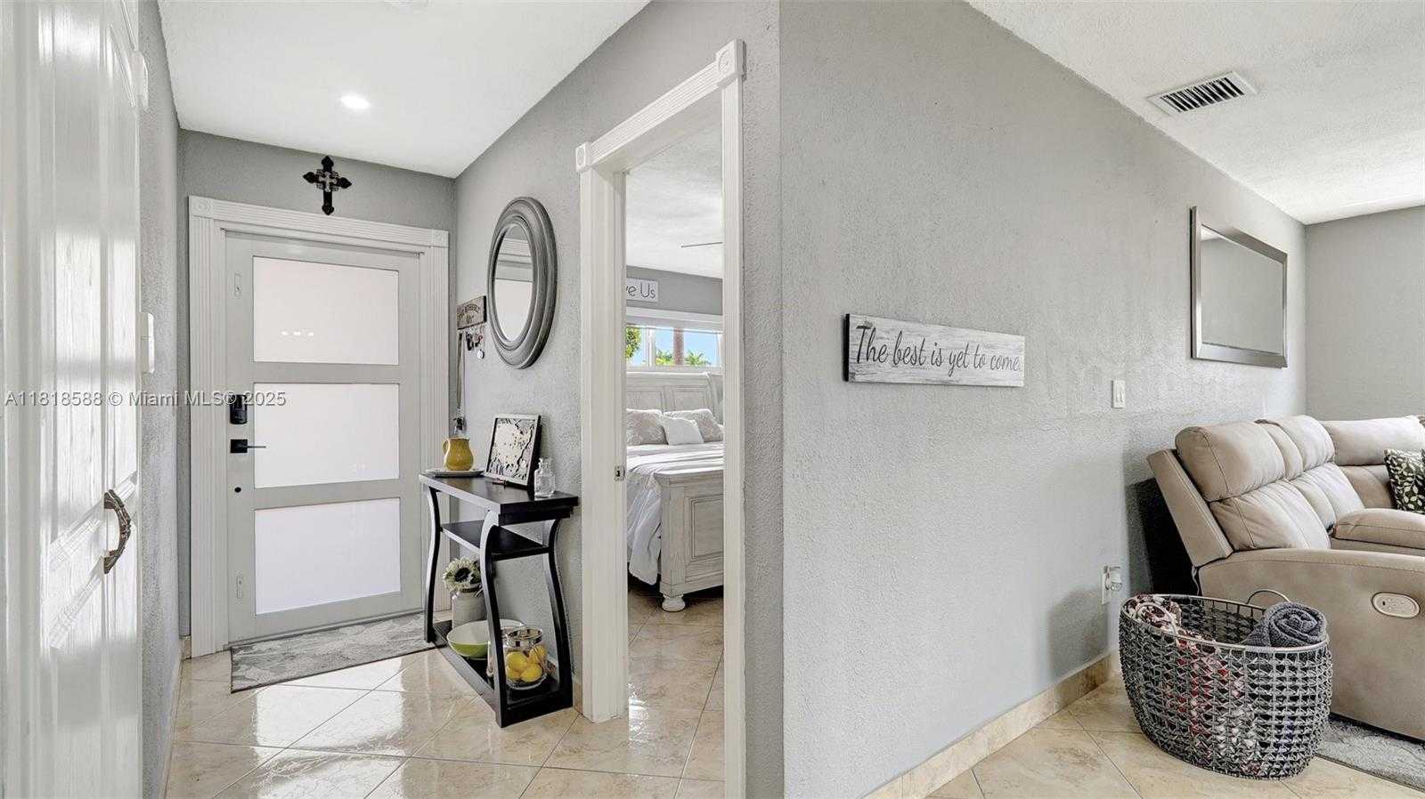 Small Image of 8540 NORTH WEST 182ND ST, Hialeah Number 6