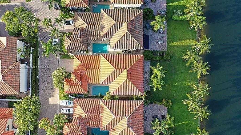 Small Image of 1580 SHORELINE WAY, Hollywood Number 15