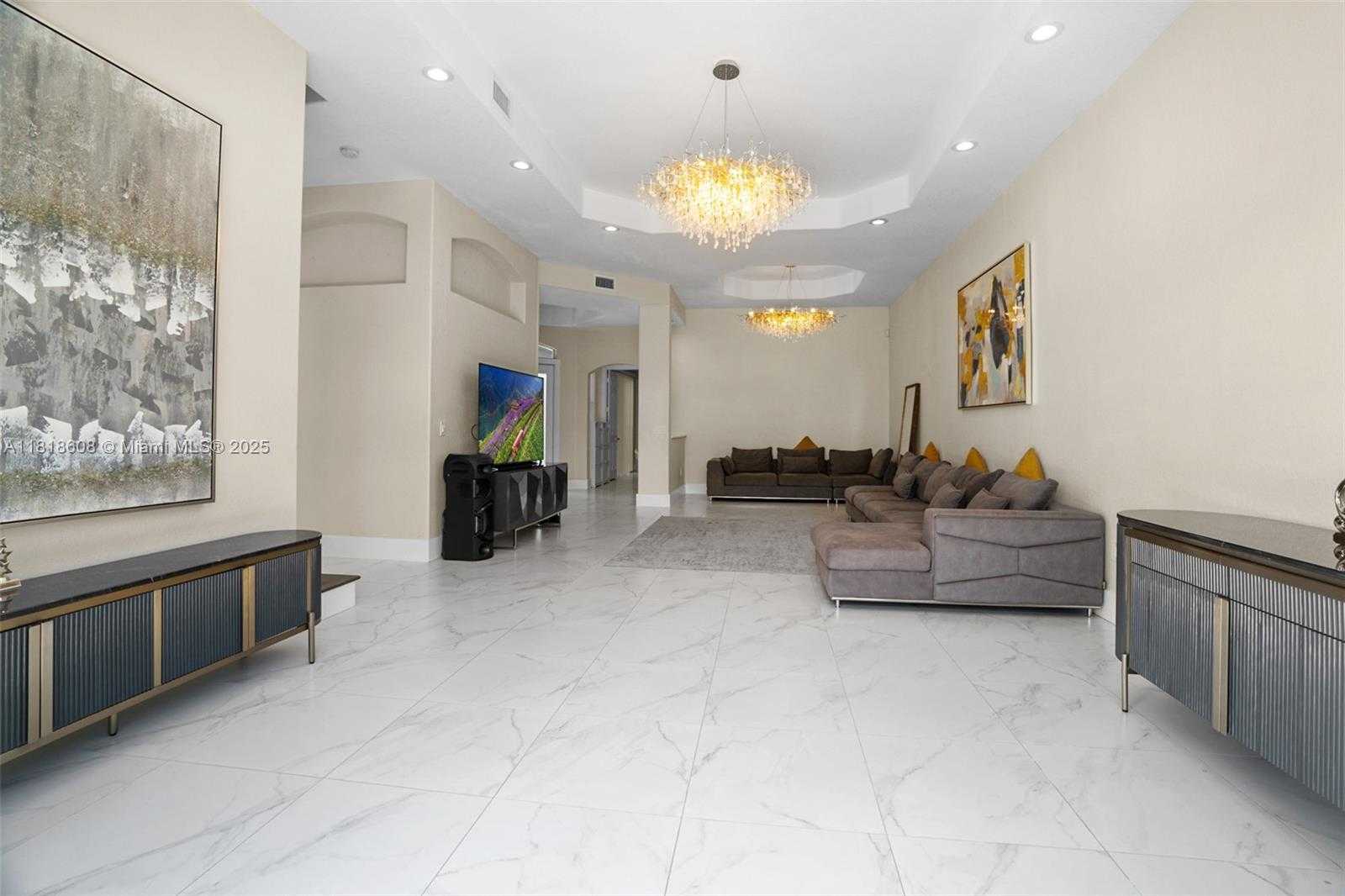 Small Image of 1580 SHORELINE WAY, Hollywood Number 42