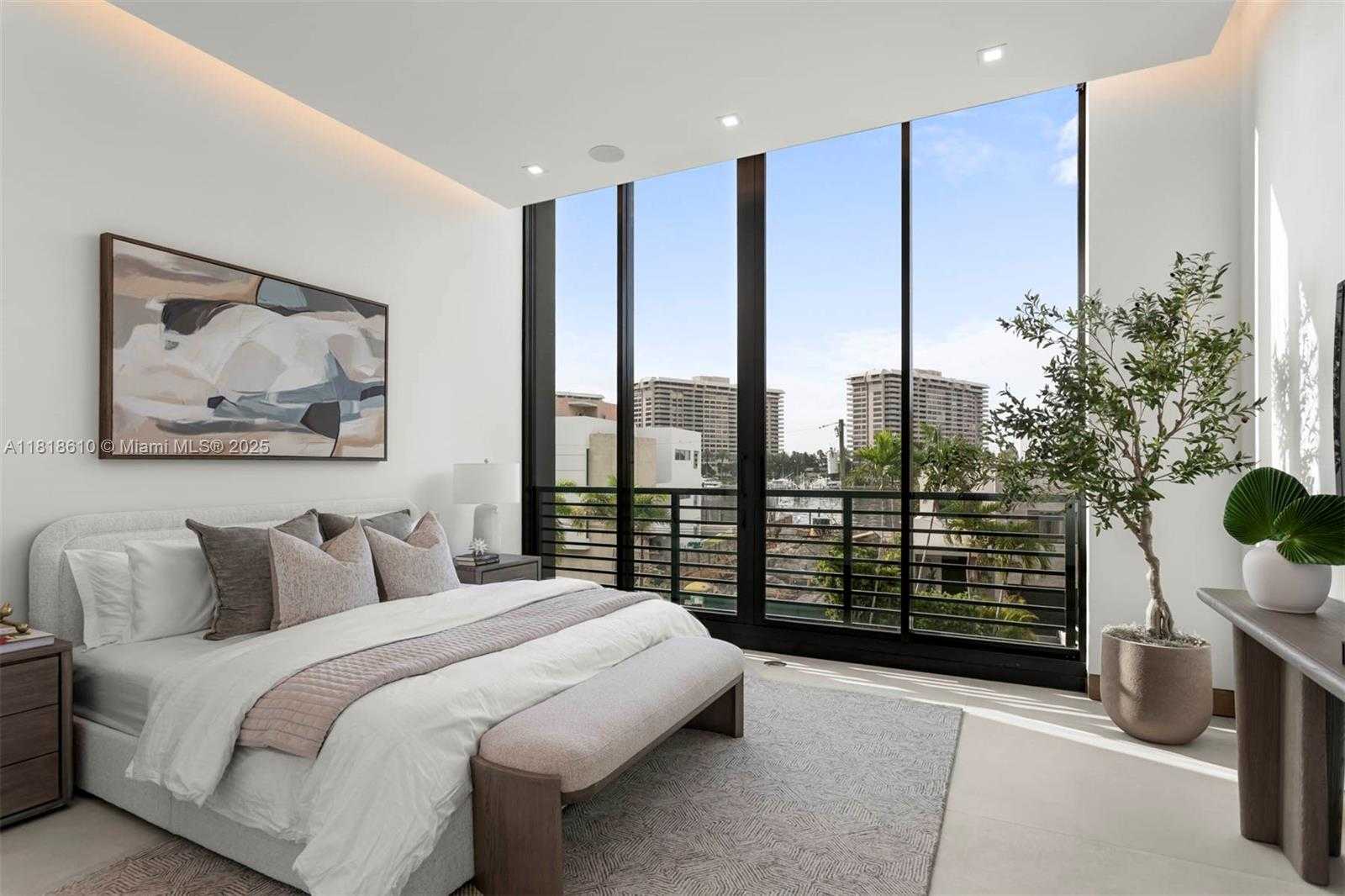 Small Image of 3571 FAIR ISLE ST, Miami Number 10