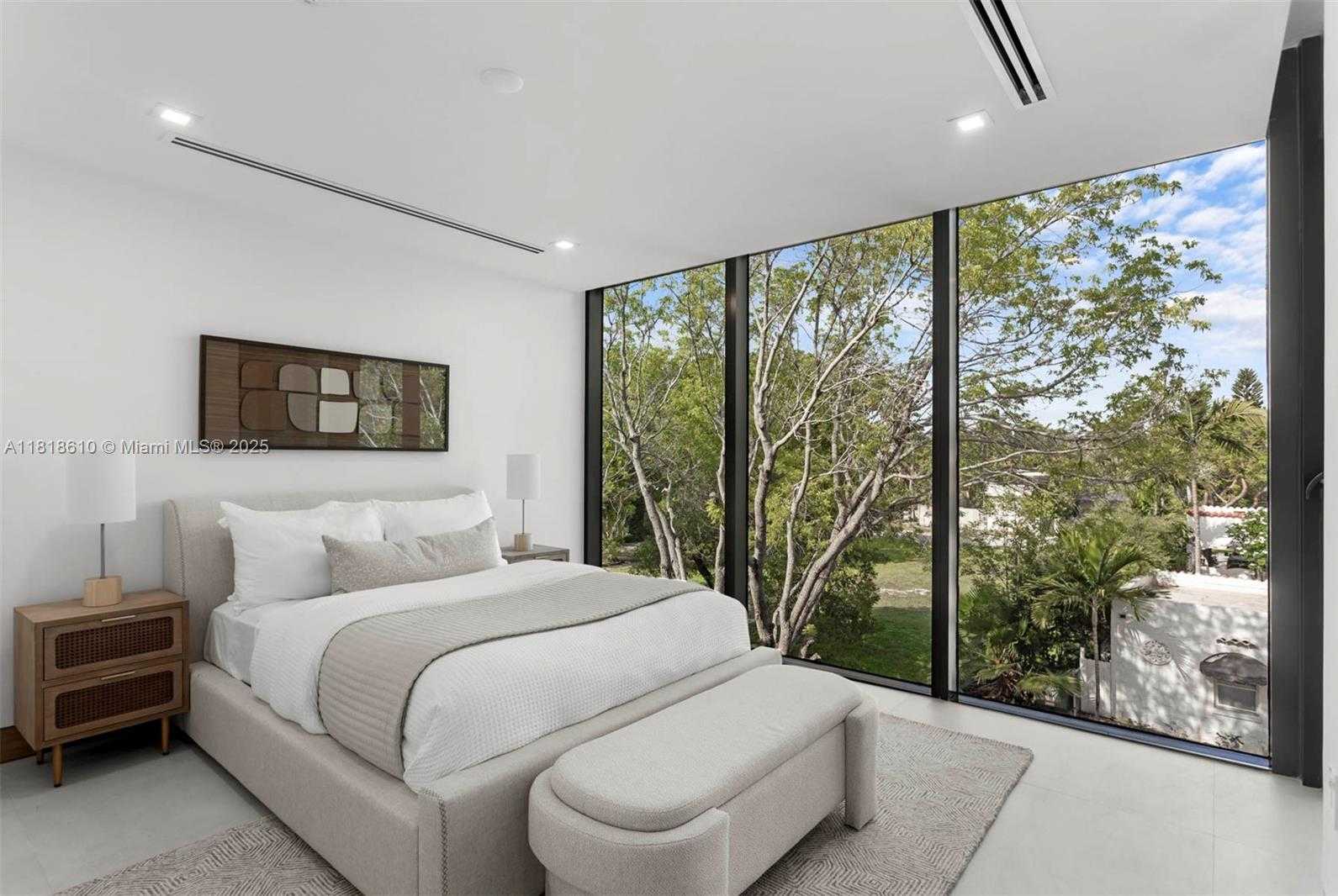 Small Image of 3571 FAIR ISLE ST, Miami Number 14