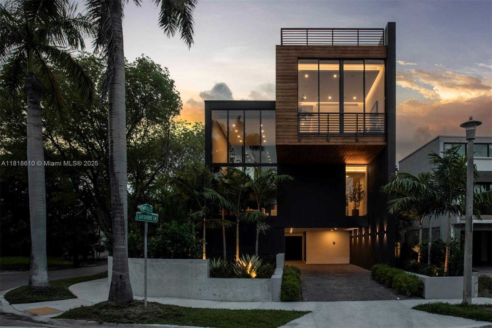 Small Image of 3571 FAIR ISLE ST, Miami Number 22