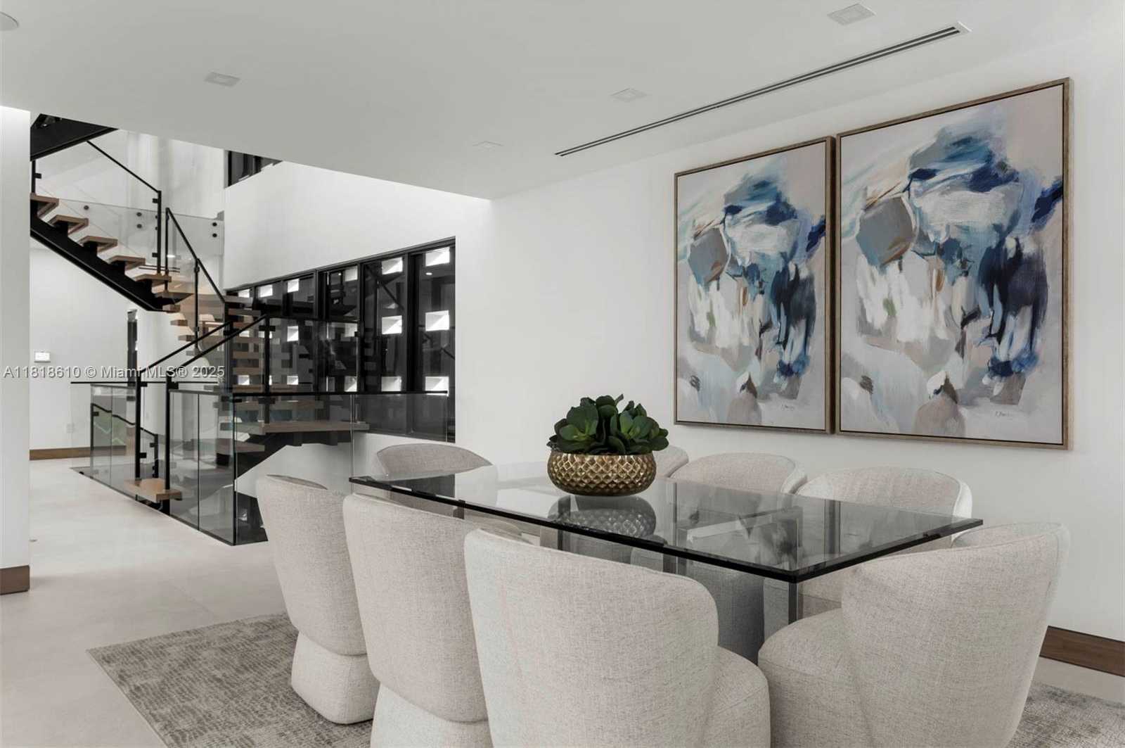 Small Image of 3571 FAIR ISLE ST, Miami Number 7