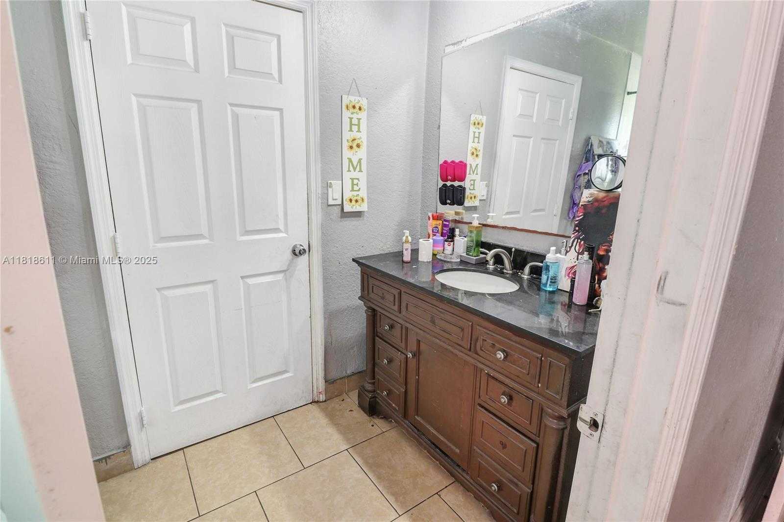 Small Image of 1722 NORTH WEST 8TH CT, Fort Lauderdale Number 11