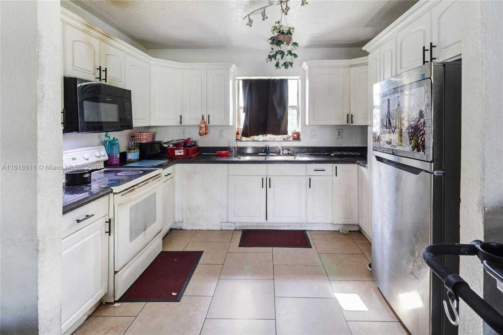 Small Image of 1722 NORTH WEST 8TH CT, Fort Lauderdale Number 5