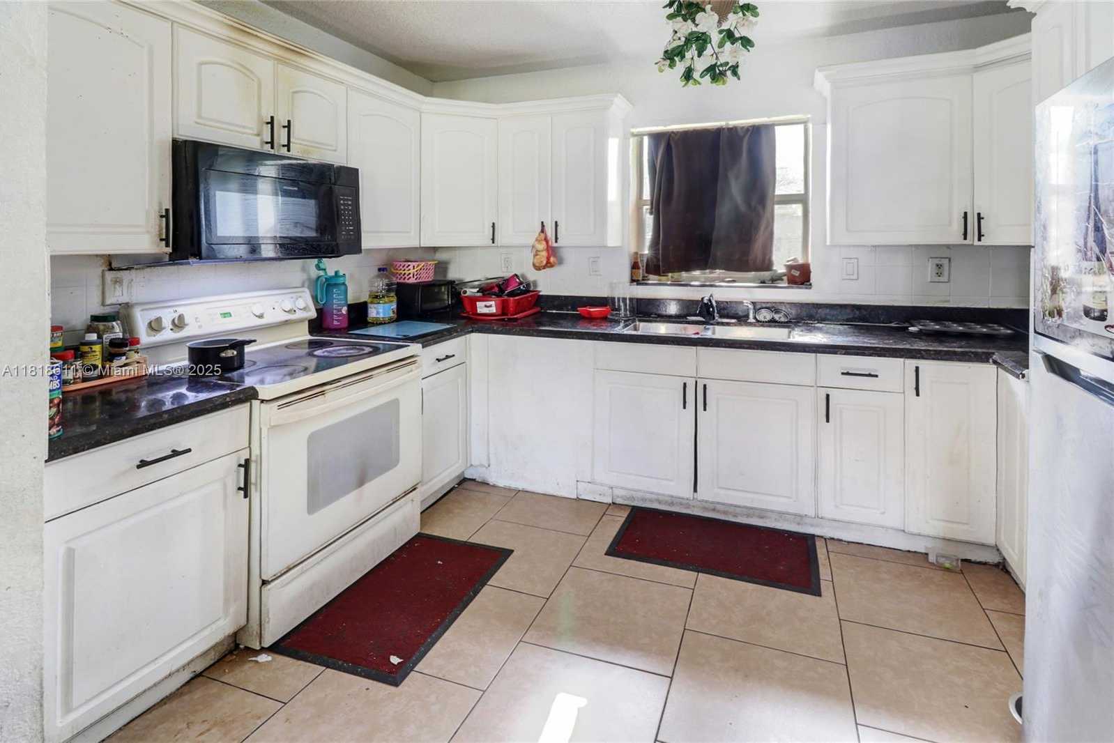 Small Image of 1722 NORTH WEST 8TH CT, Fort Lauderdale Number 6