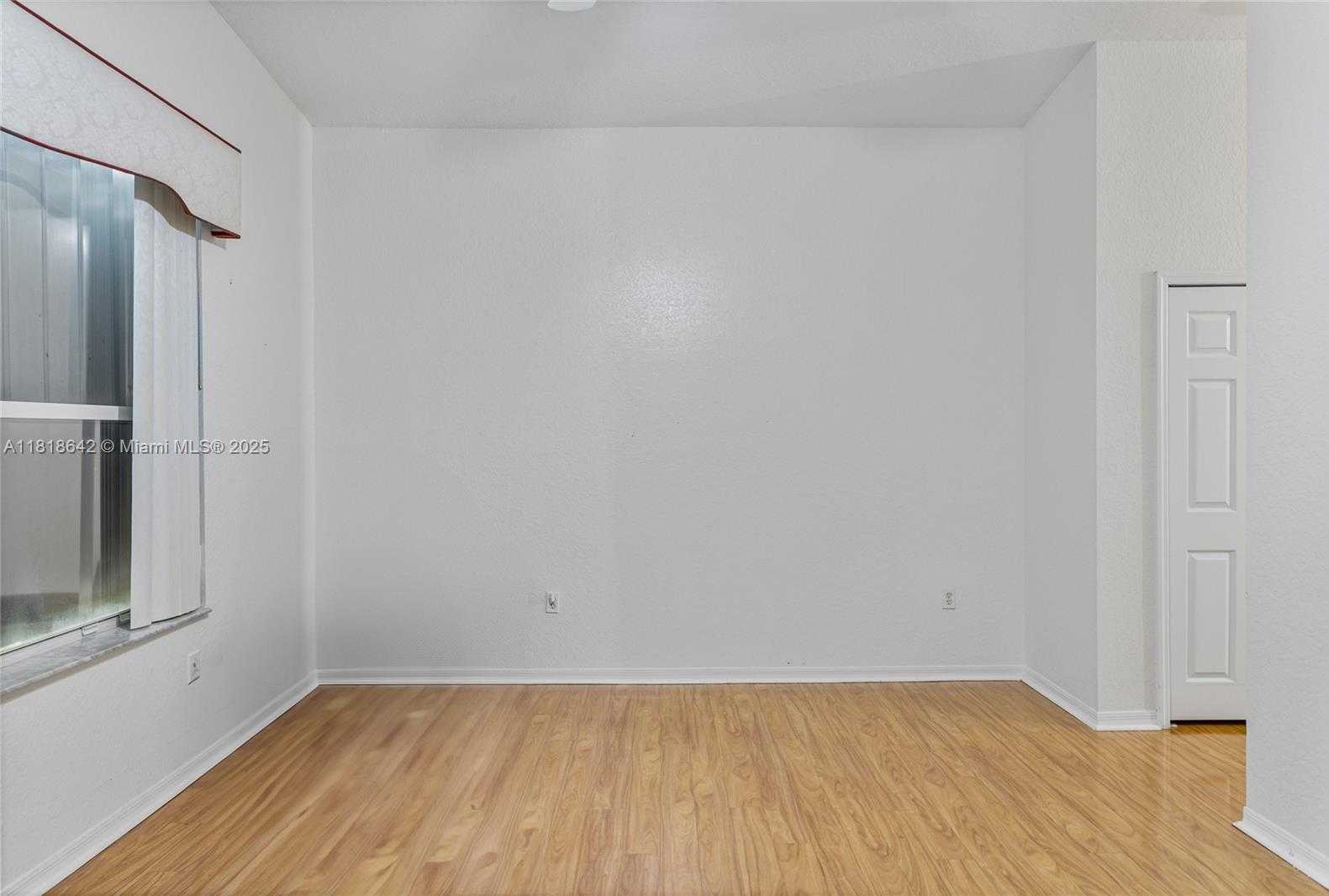 Small Image of 13148 SOUTH WEST 23RD ST, Miramar Number 12