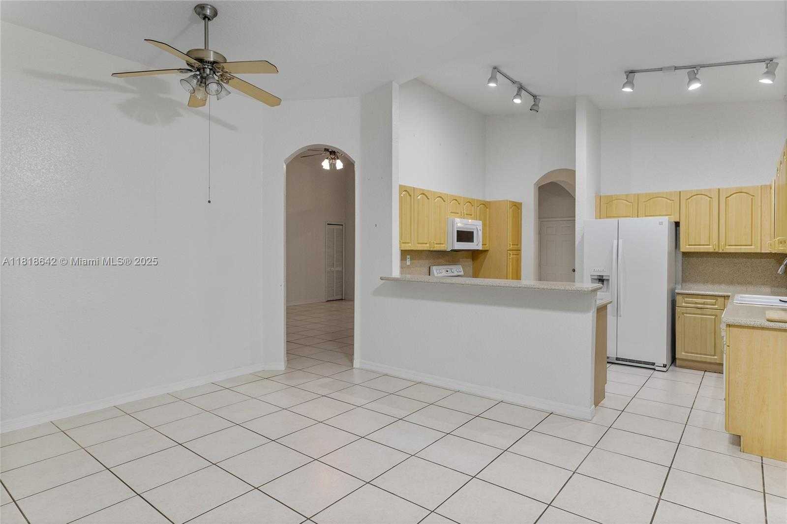 Small Image of 13148 SOUTH WEST 23RD ST, Miramar Number 8