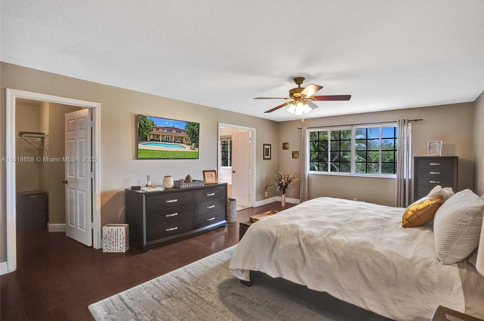 Small Image of 2509 HUNTERS RUN WAY, Weston Number 15