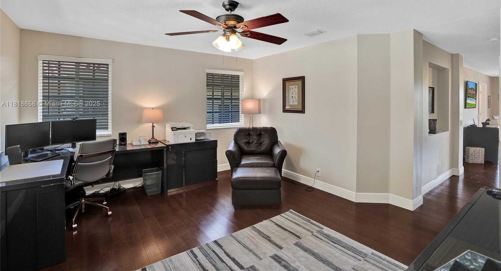 Small Image of 2509 HUNTERS RUN WAY, Weston Number 17