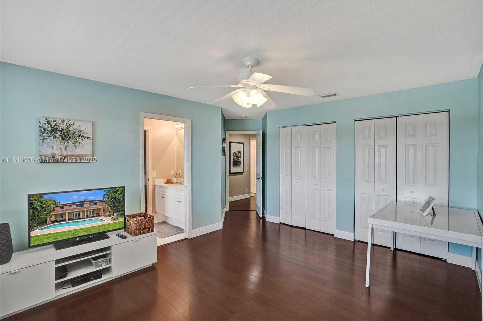 Small Image of 2509 HUNTERS RUN WAY, Weston Number 22