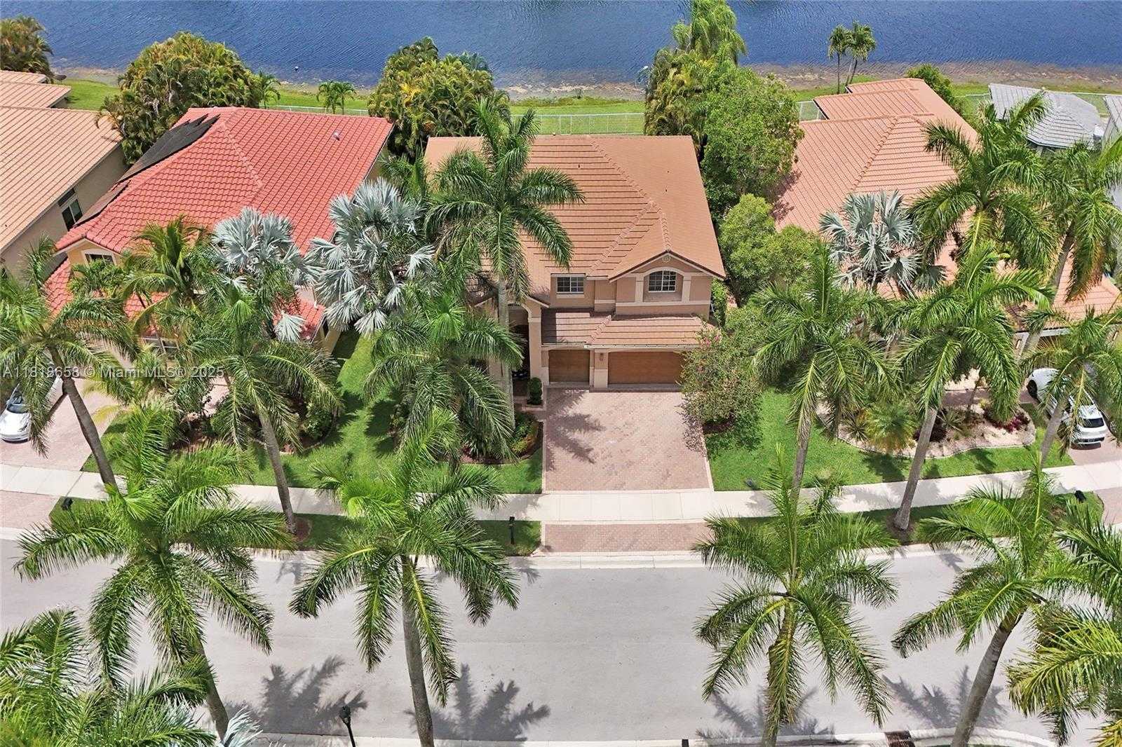 Small Image of 2509 HUNTERS RUN WAY, Weston Number 49