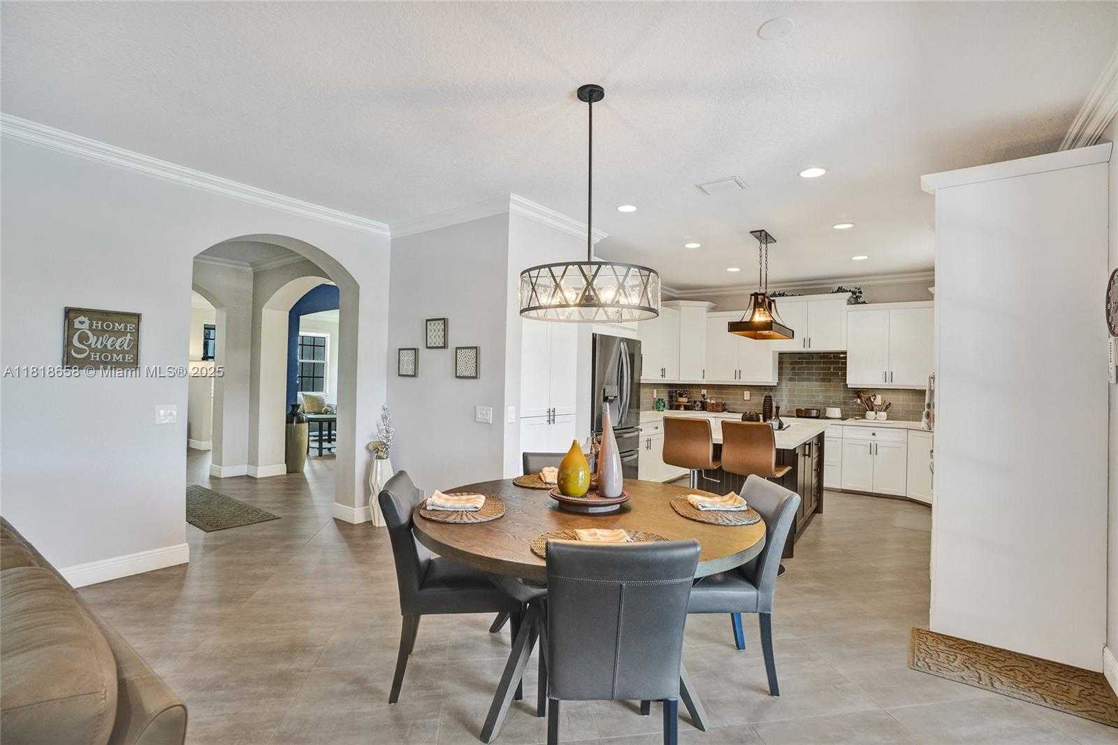 Small Image of 2509 HUNTERS RUN WAY, Weston Number 9