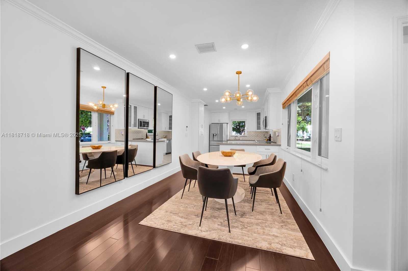 Small Image of 840 ALGERIA AVE, Coral Gables Number 11