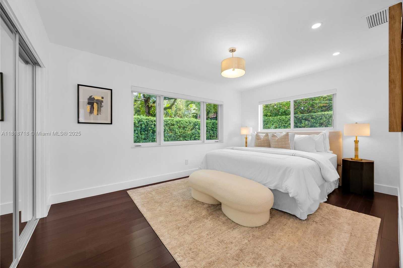 Small Image of 840 ALGERIA AVE, Coral Gables Number 16