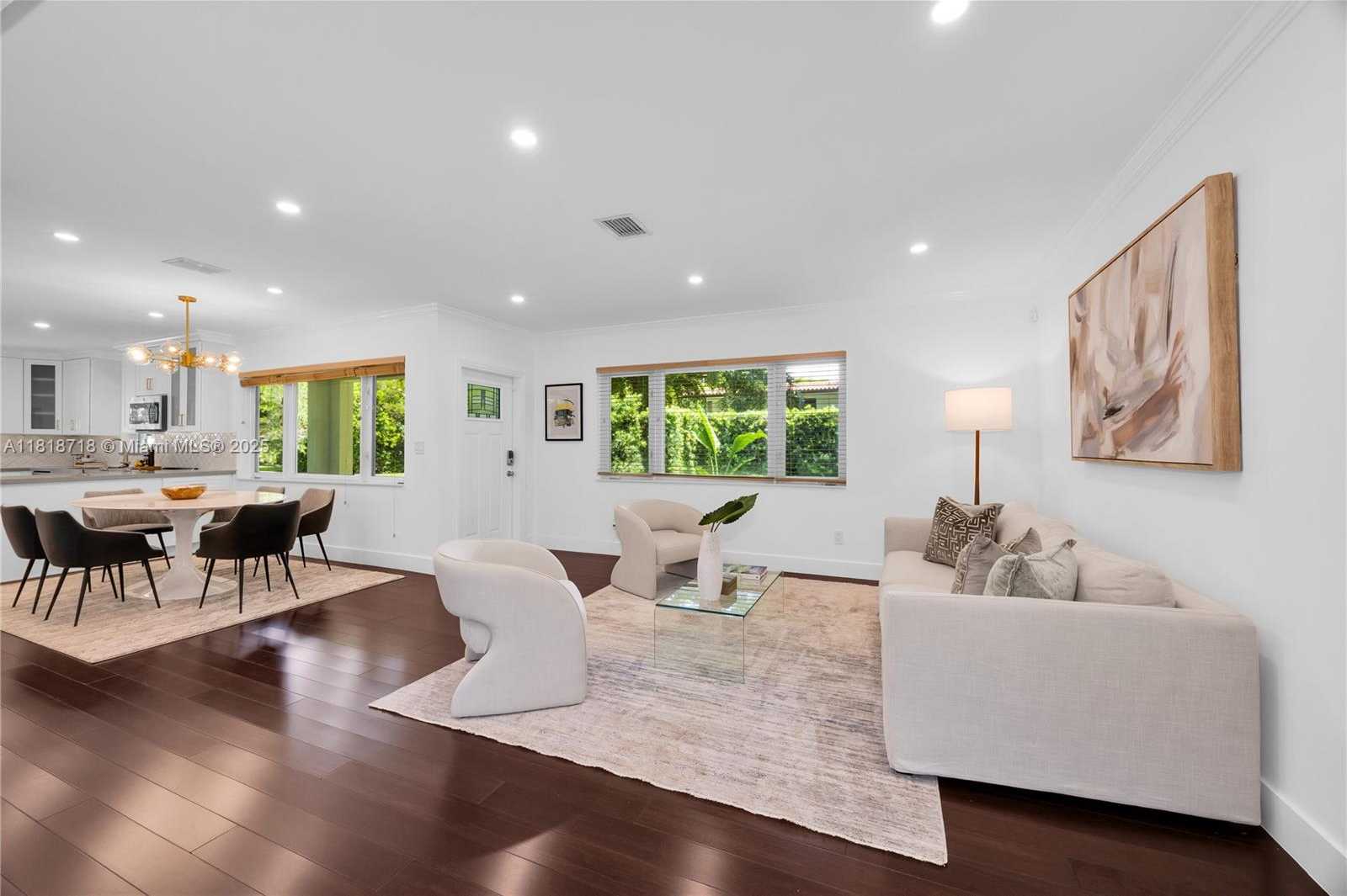 Small Image of 840 ALGERIA AVE, Coral Gables Number 6