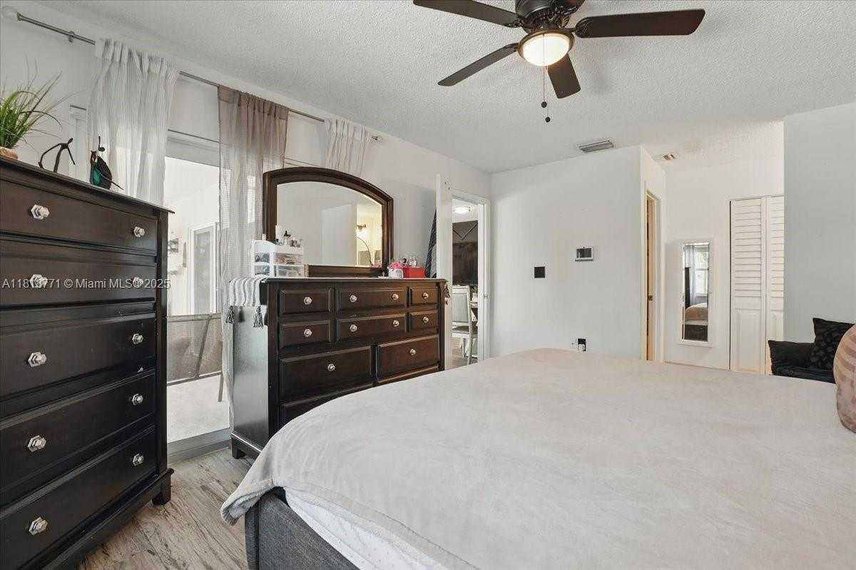 Small Image of 5874 SOUTH WEST 97TH TER, Cooper City Number 15