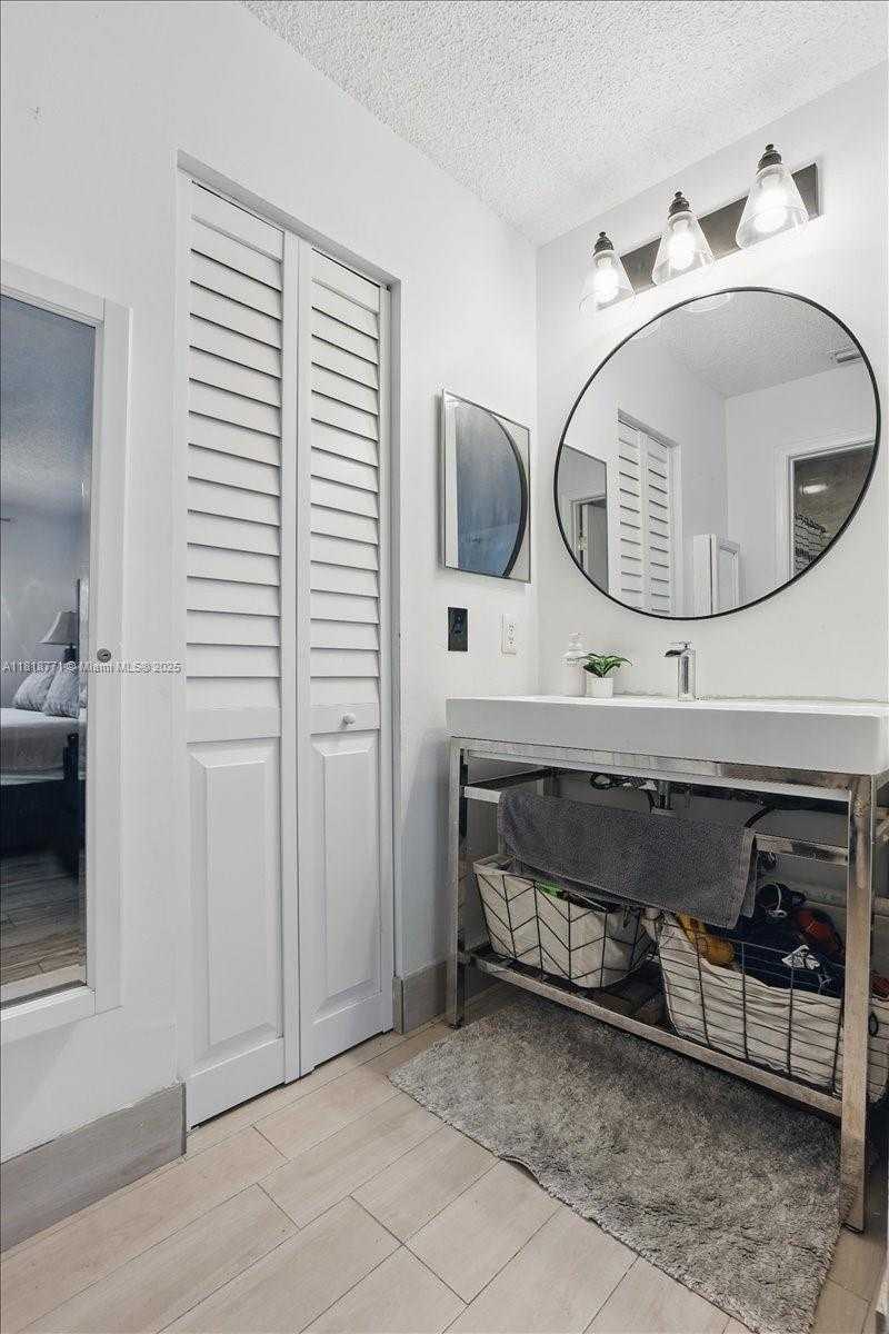 Small Image of 5874 SOUTH WEST 97TH TER, Cooper City Number 16
