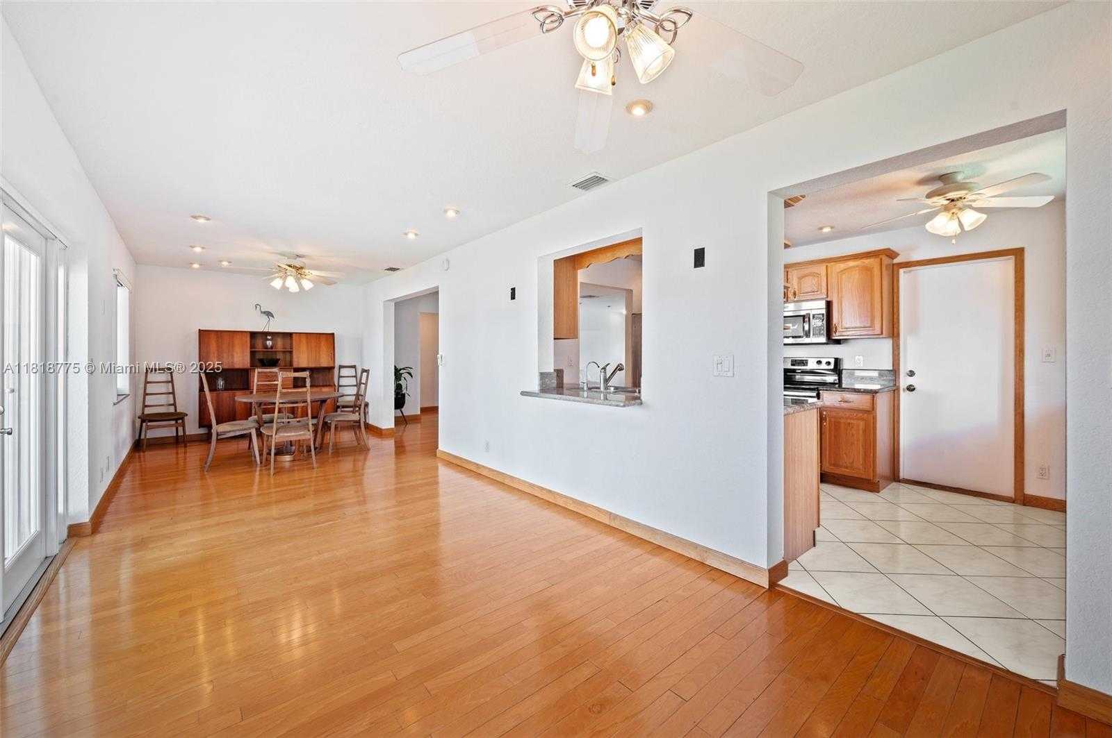 Small Image of 1081 NORTH WEST 89TH AVE, Plantation Number 12