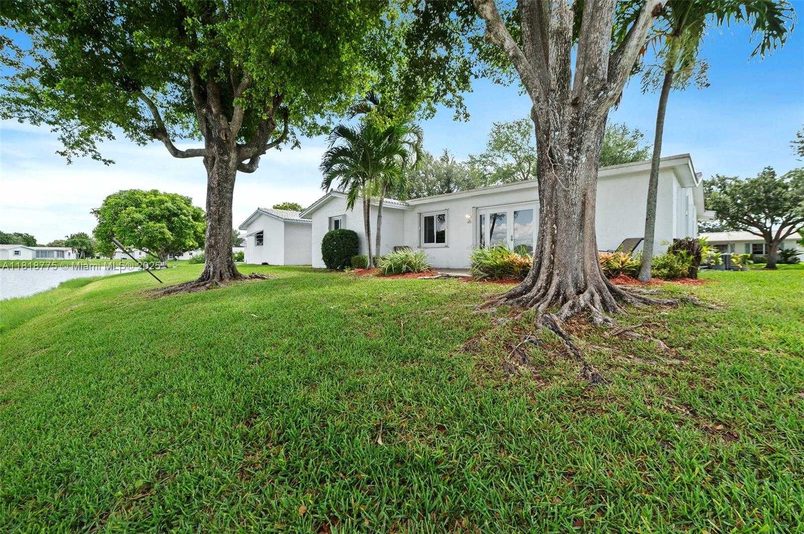 Small Image of 1081 NORTH WEST 89TH AVE, Plantation Number 26