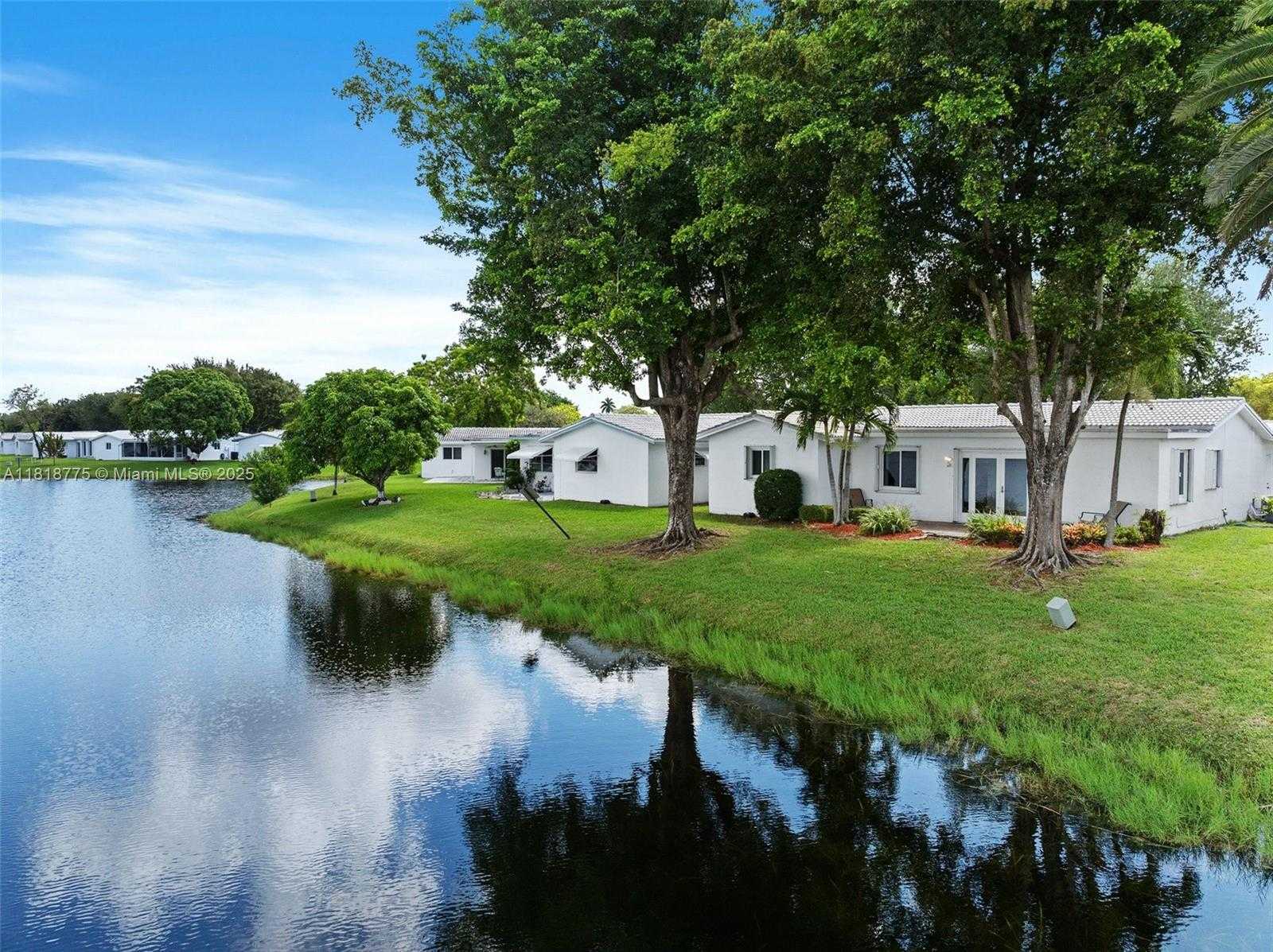 Small Image of 1081 NORTH WEST 89TH AVE, Plantation Number 27