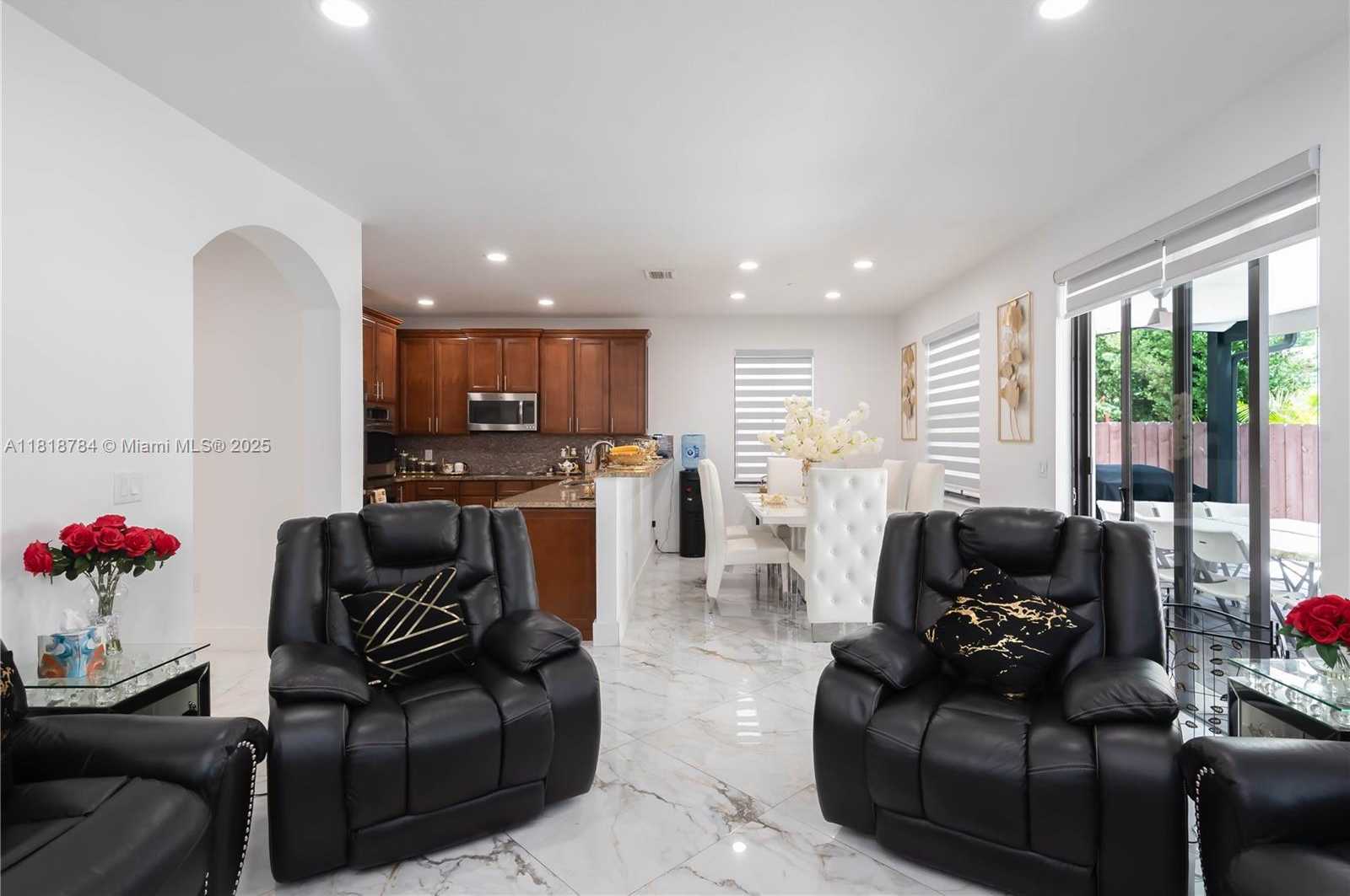 Small Image of 8885 NORTH WEST 100TH PL, Doral Number 15