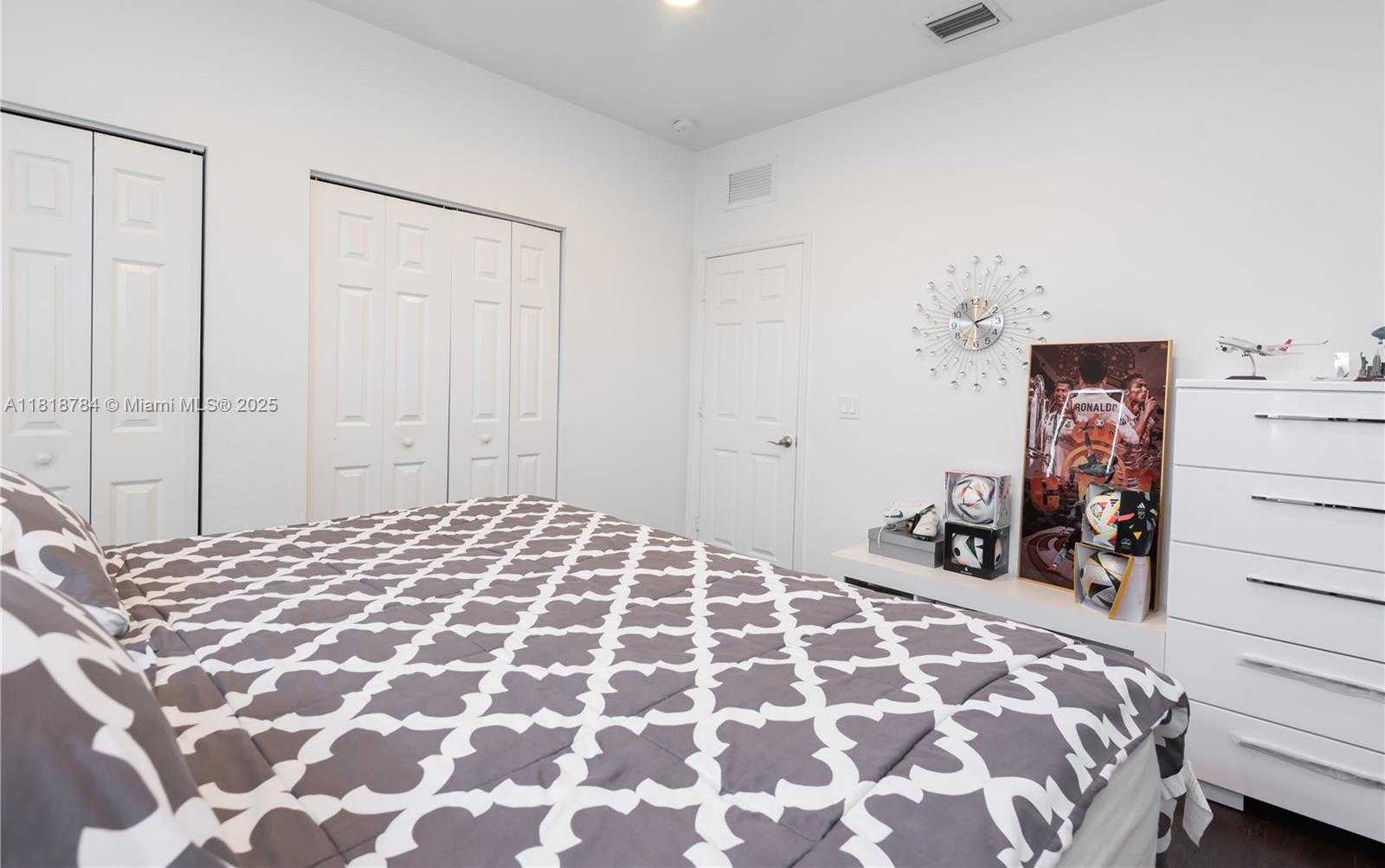 Small Image of 8885 NORTH WEST 100TH PL, Doral Number 30