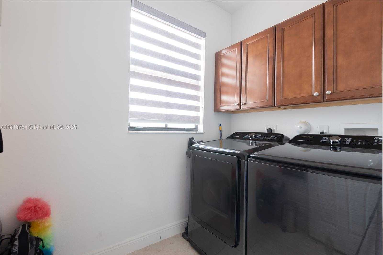 Small Image of 8885 NORTH WEST 100TH PL, Doral Number 37
