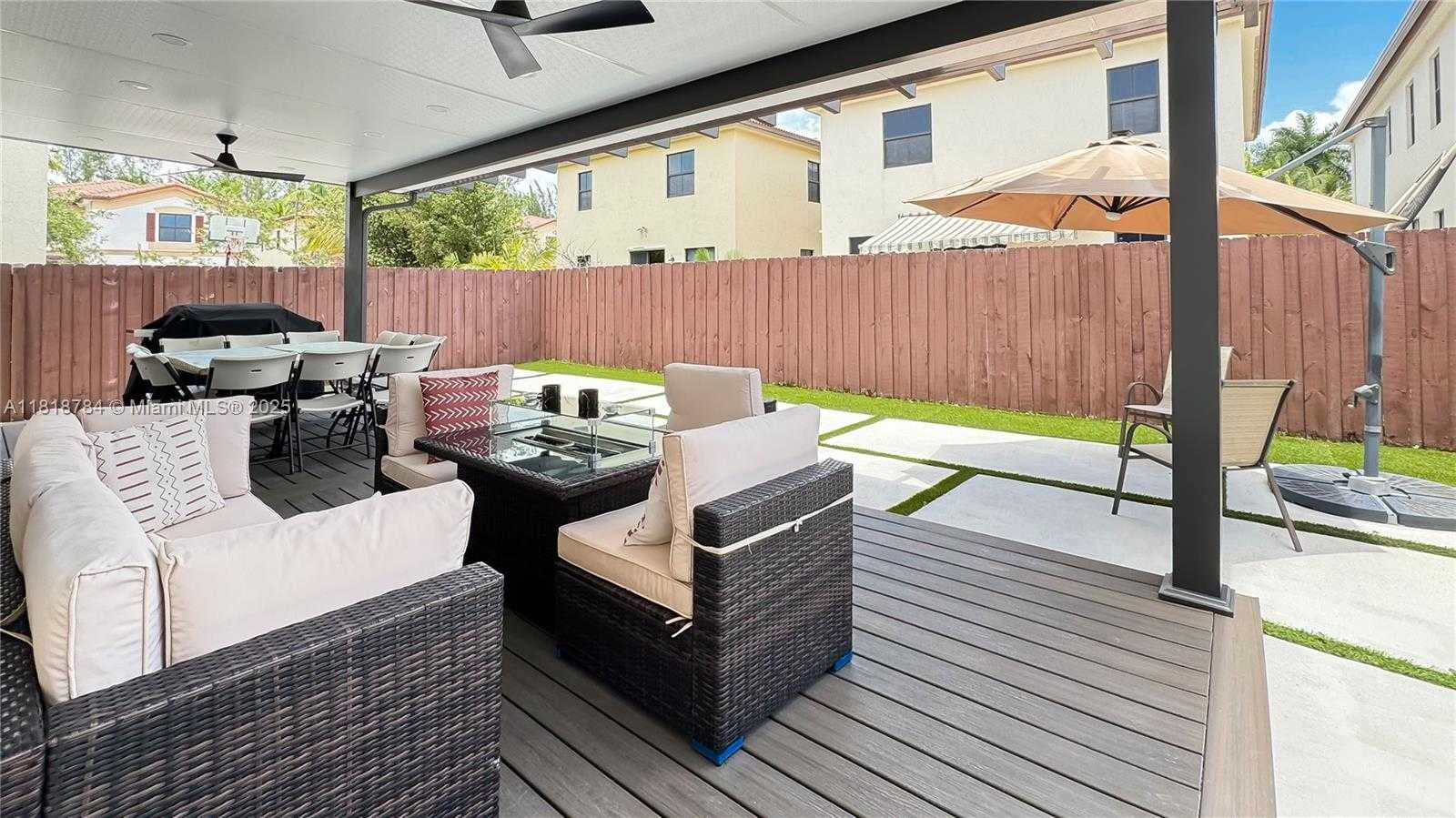 Small Image of 8885 NORTH WEST 100TH PL, Doral Number 38